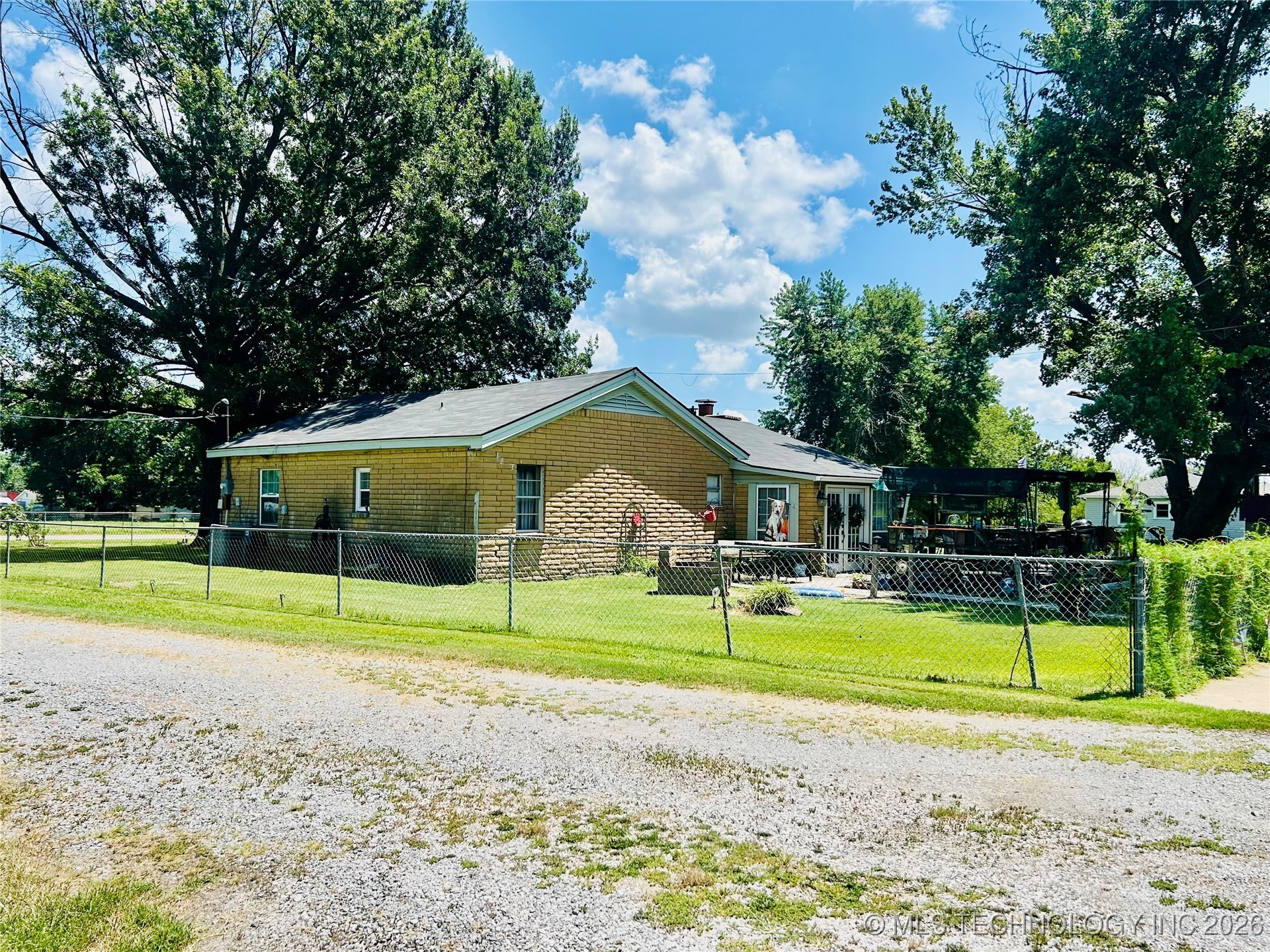 1231 S 61st Street W Muskogee OK 74401