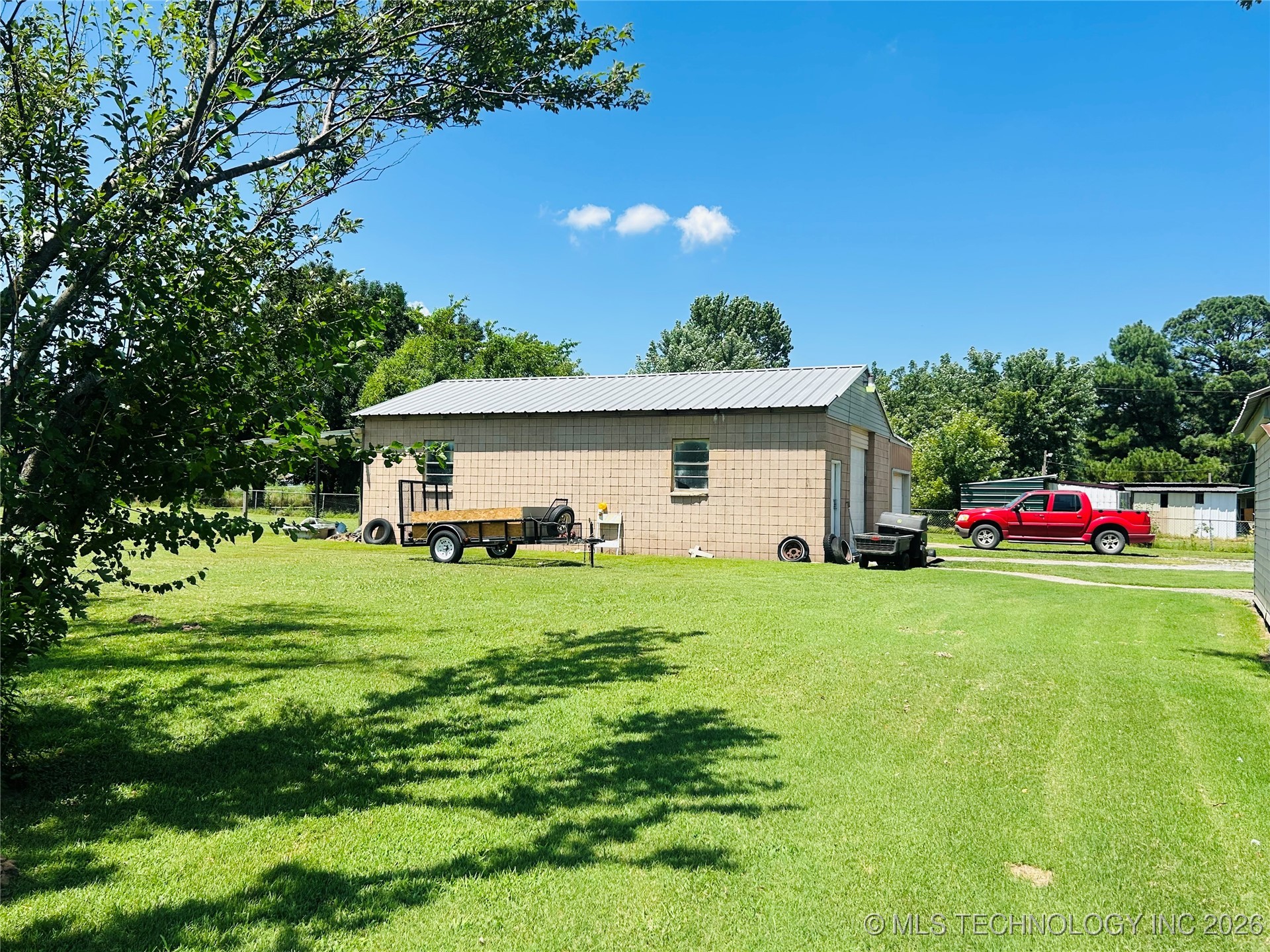 1231 S 61st Street W Muskogee OK 74401