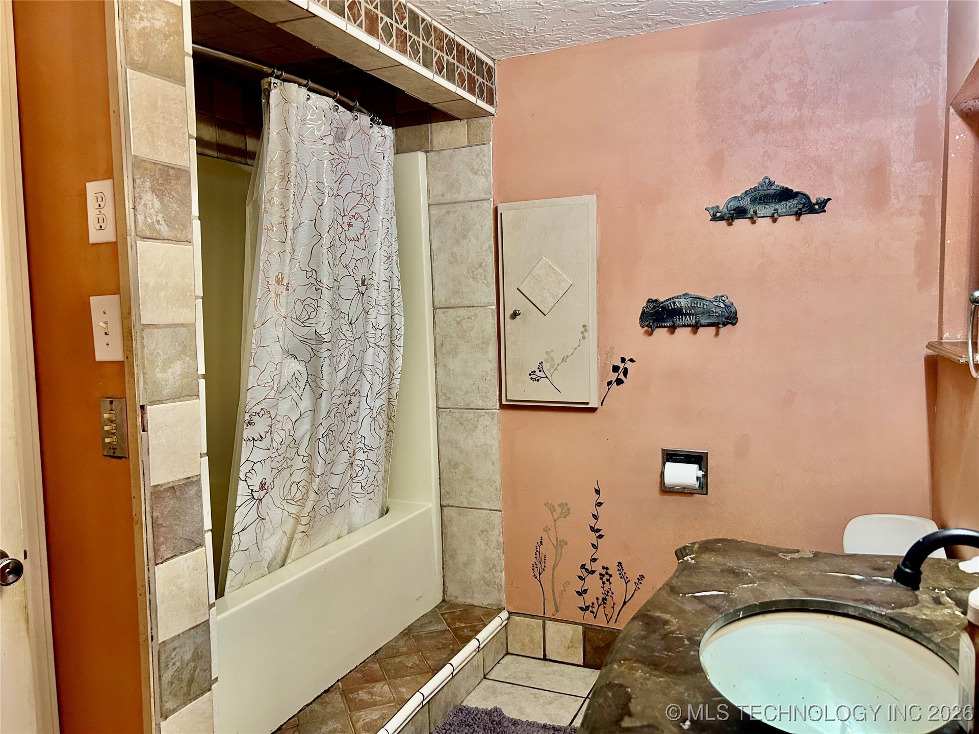 1231 S 61st Street W Muskogee OK 74401