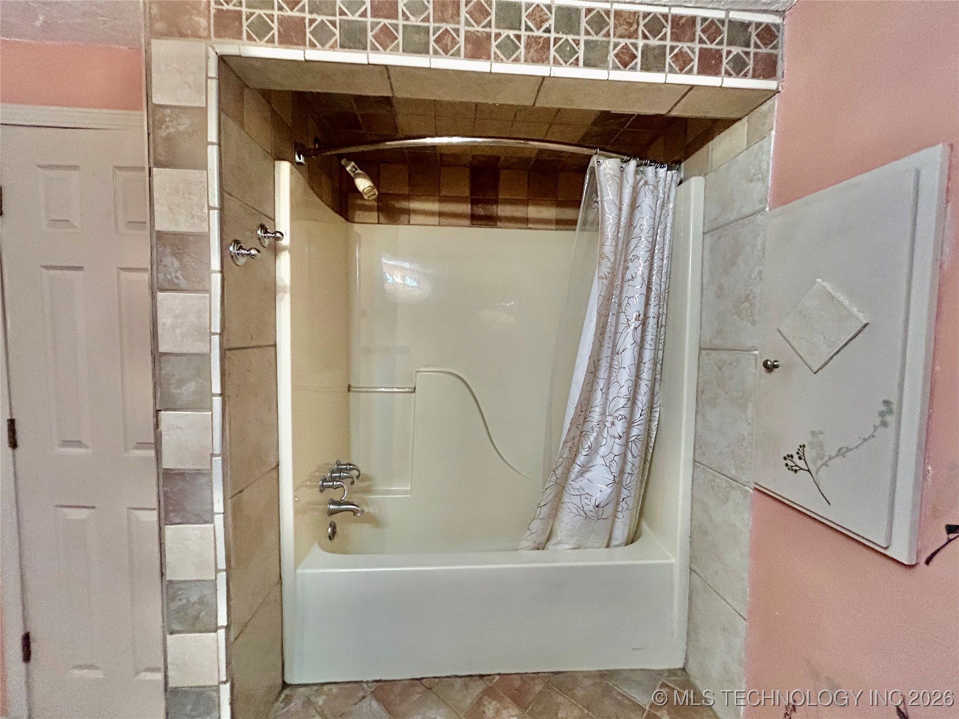 1231 S 61st Street W Muskogee OK 74401