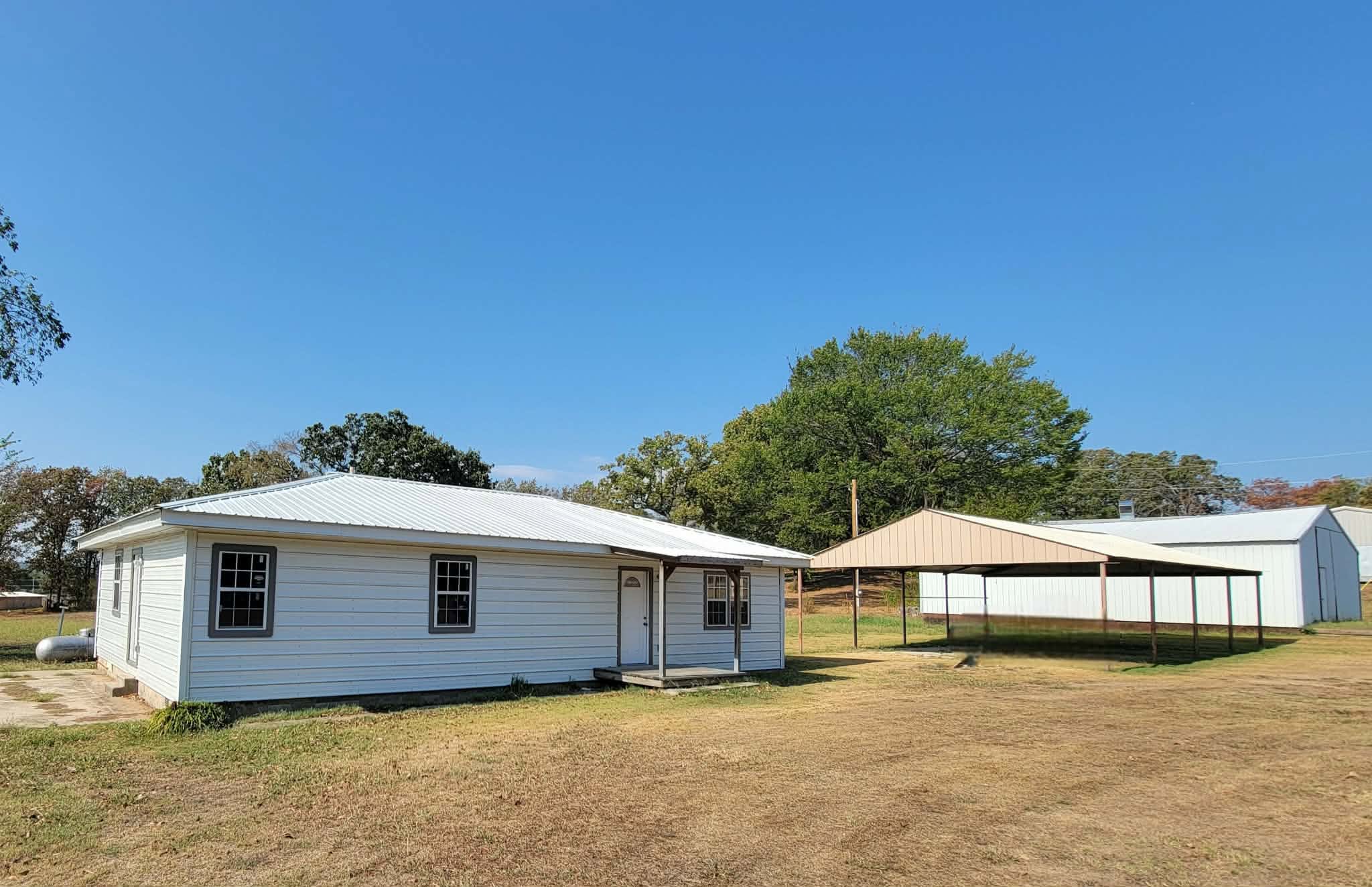 3540 E Cherokee Avenue Sallisaw OK 74955