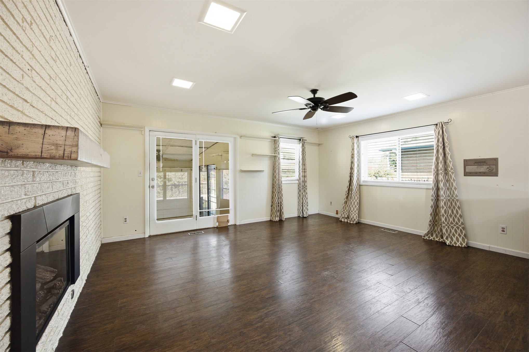 6002 S Lakewood Avenue Tulsa OK 74135