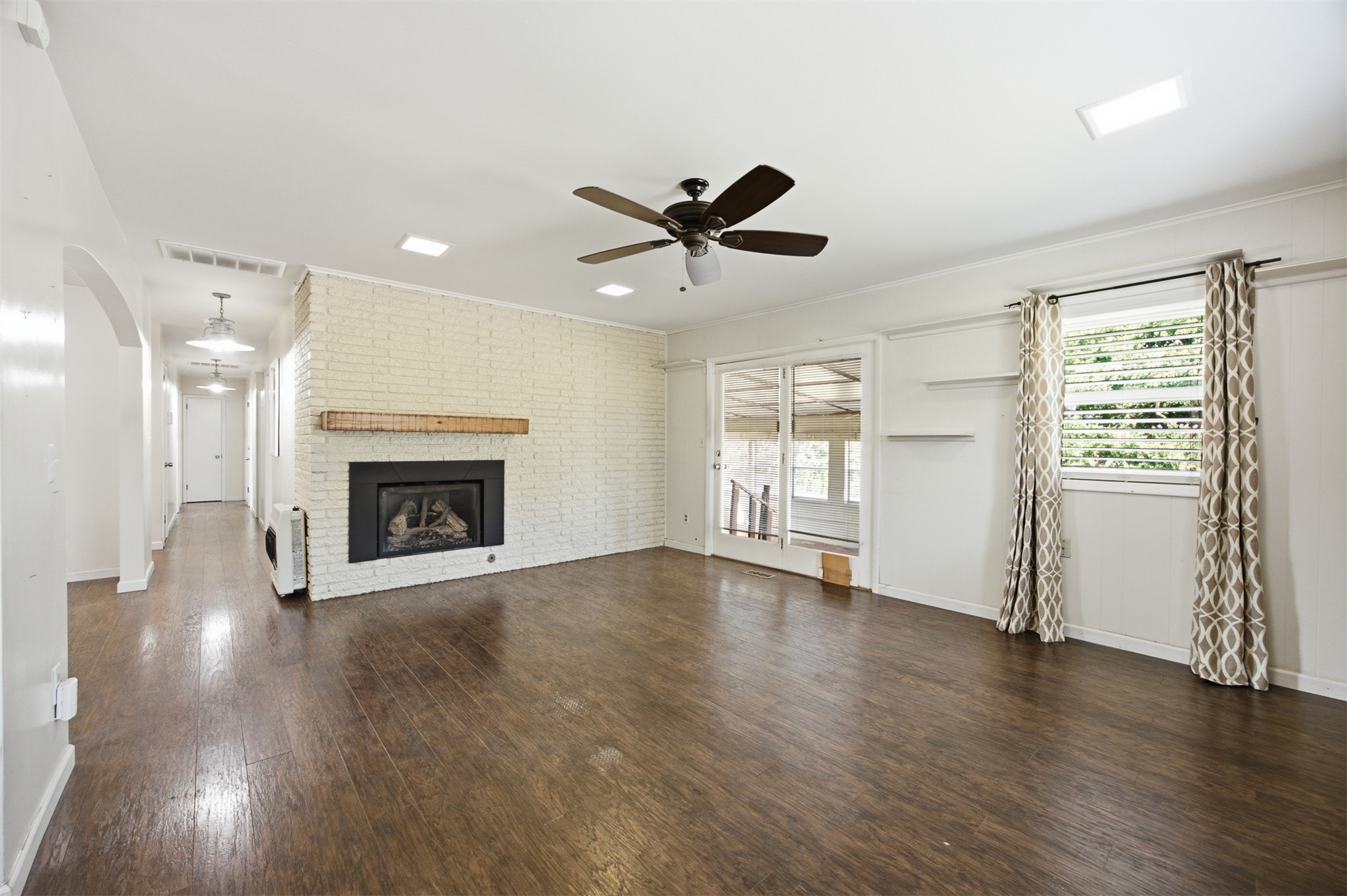 6002 S Lakewood Avenue Tulsa OK 74135