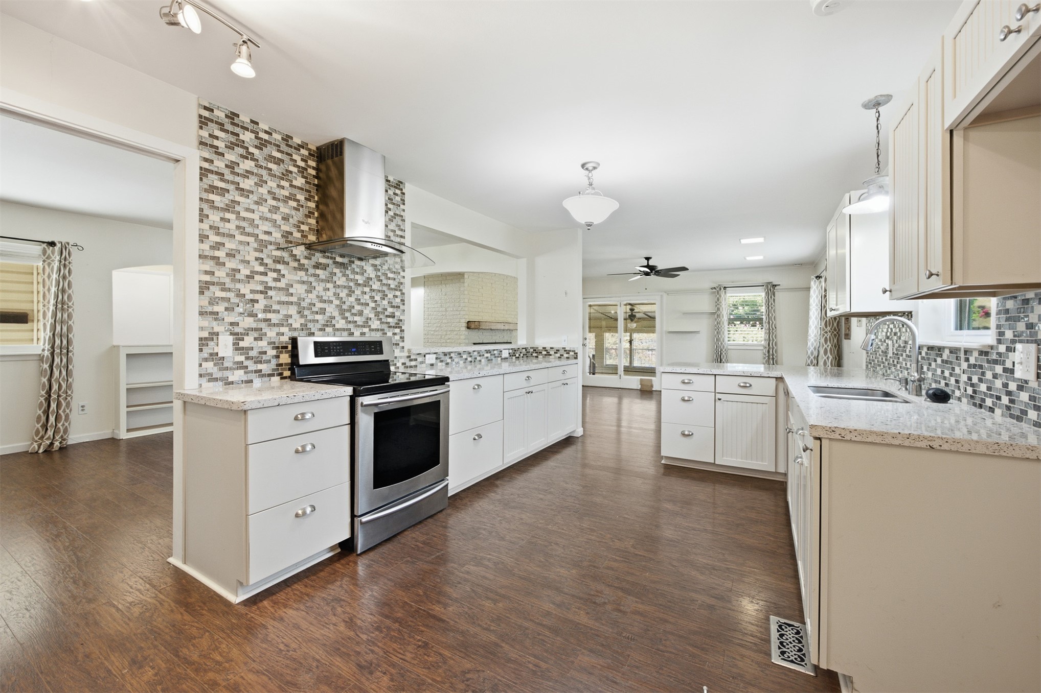 6002 S Lakewood Avenue Tulsa OK 74135