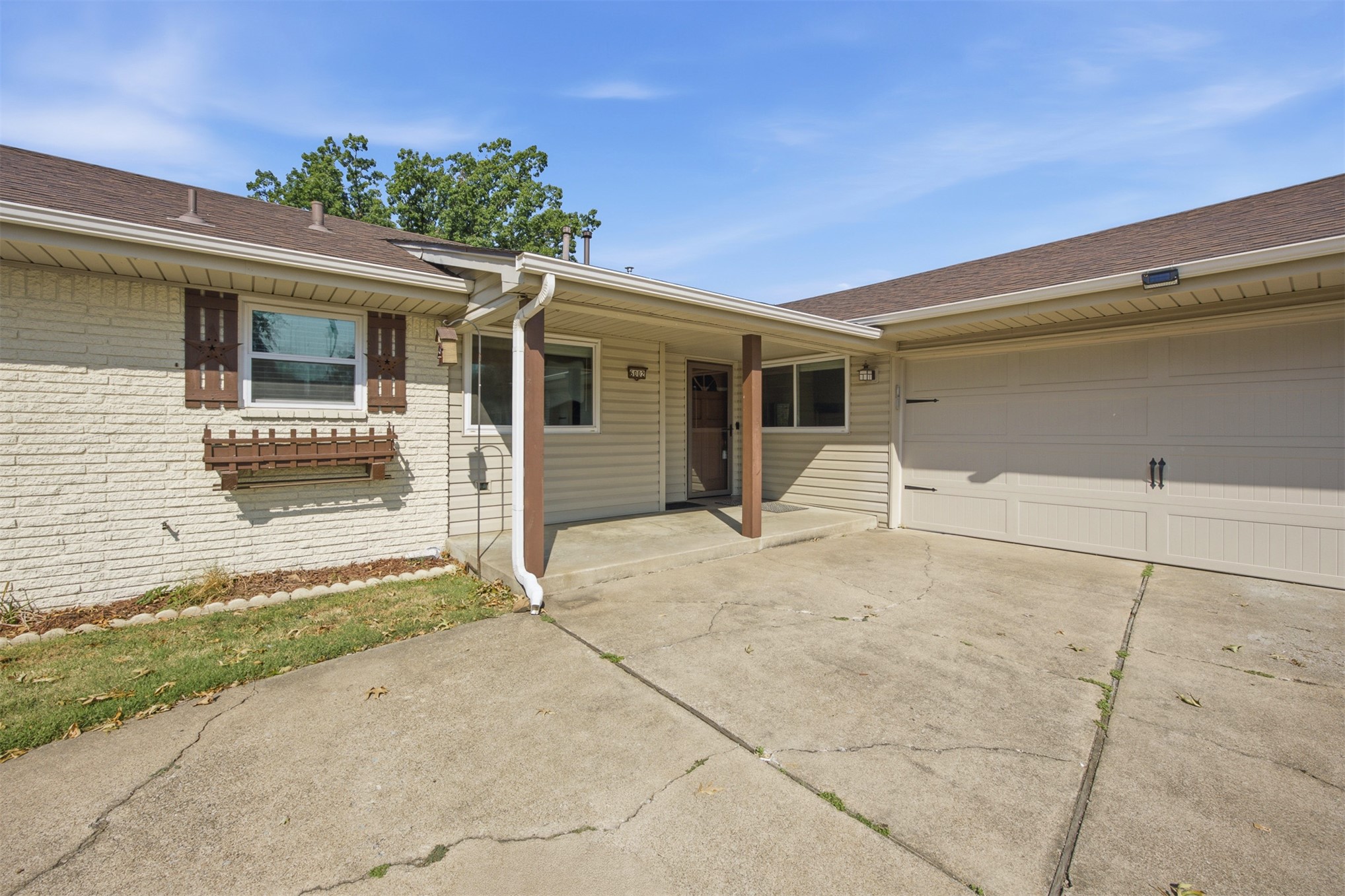 6002 S Lakewood Avenue Tulsa OK 74135