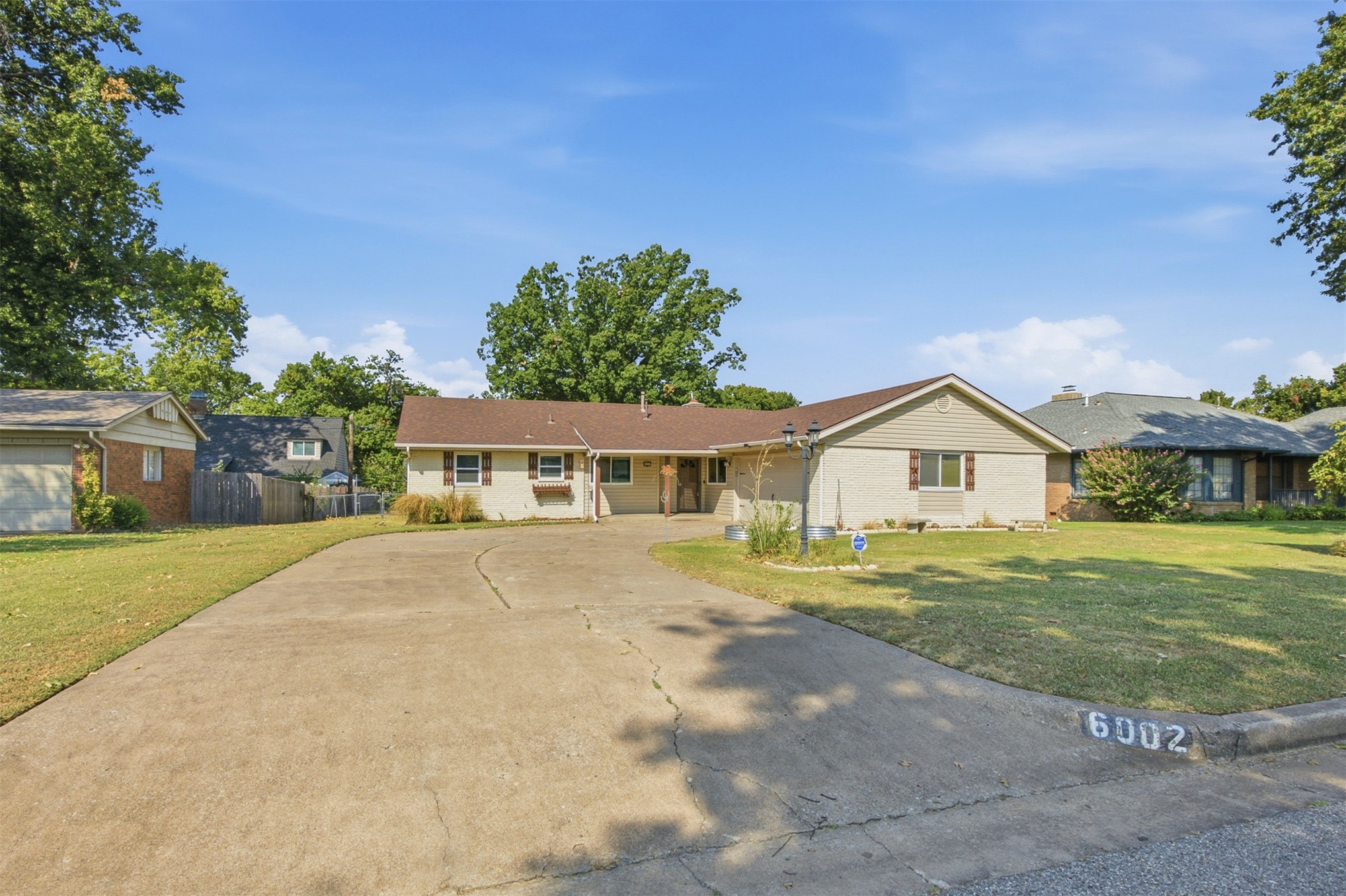 6002 S Lakewood Avenue Tulsa OK 74135