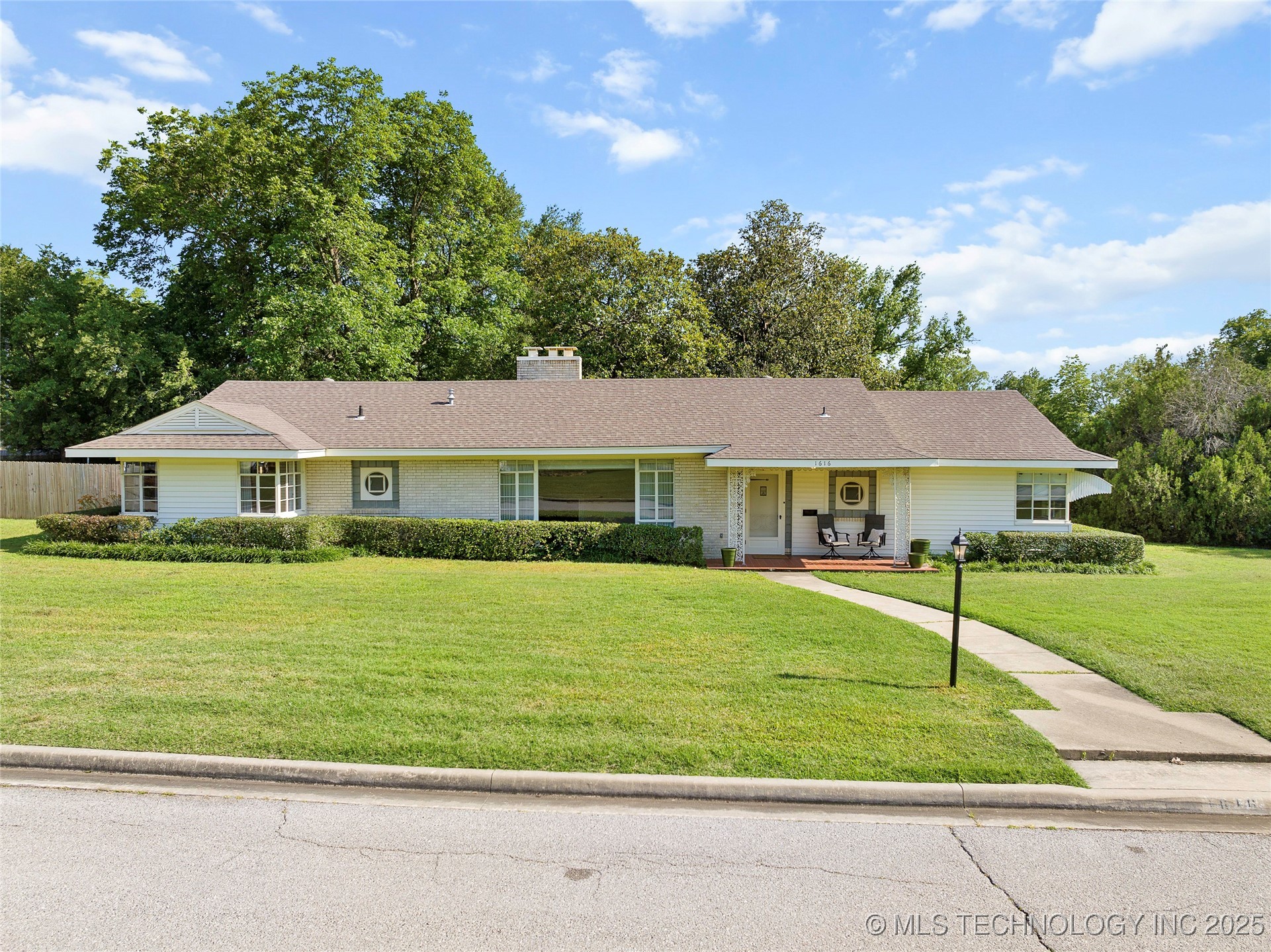 1616 6th Avenue SW Ardmore OK 73401