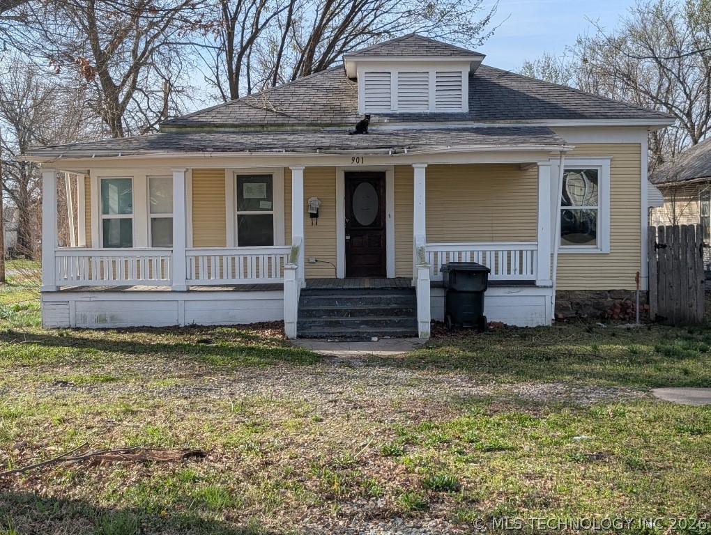 901 W Gentry Street Henryetta OK 74437