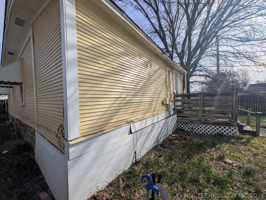 901 W Gentry Street Henryetta OK 74437
