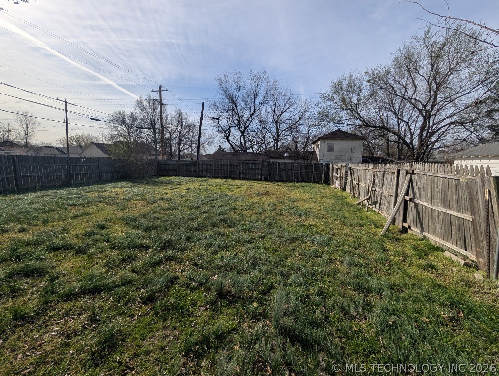 901 W Gentry Street Henryetta OK 74437