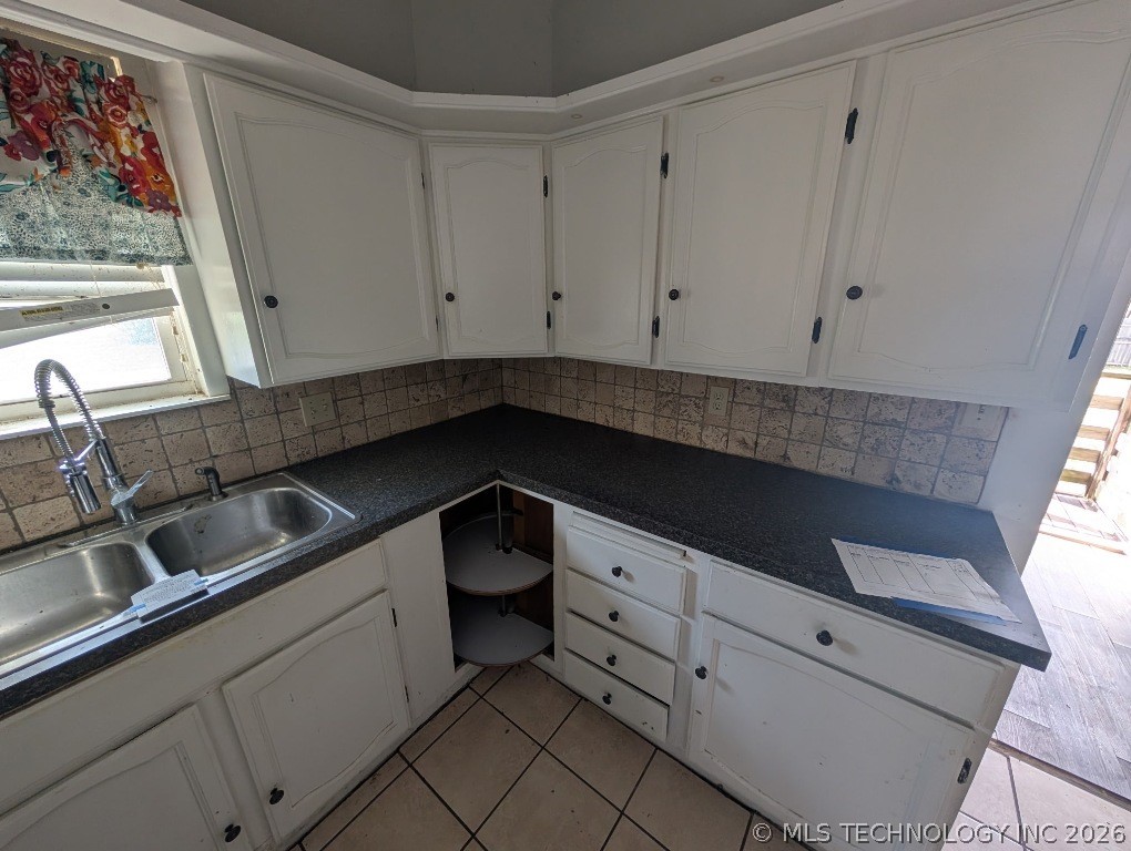 901 W Gentry Street Henryetta OK 74437