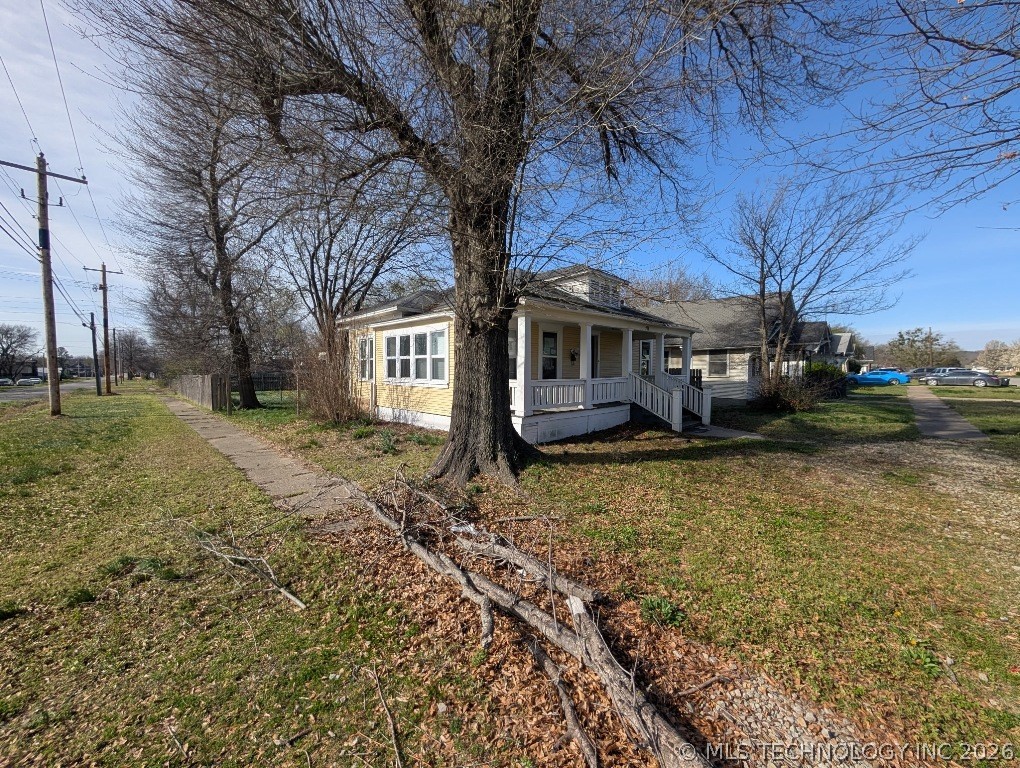 901 W Gentry Street Henryetta OK 74437
