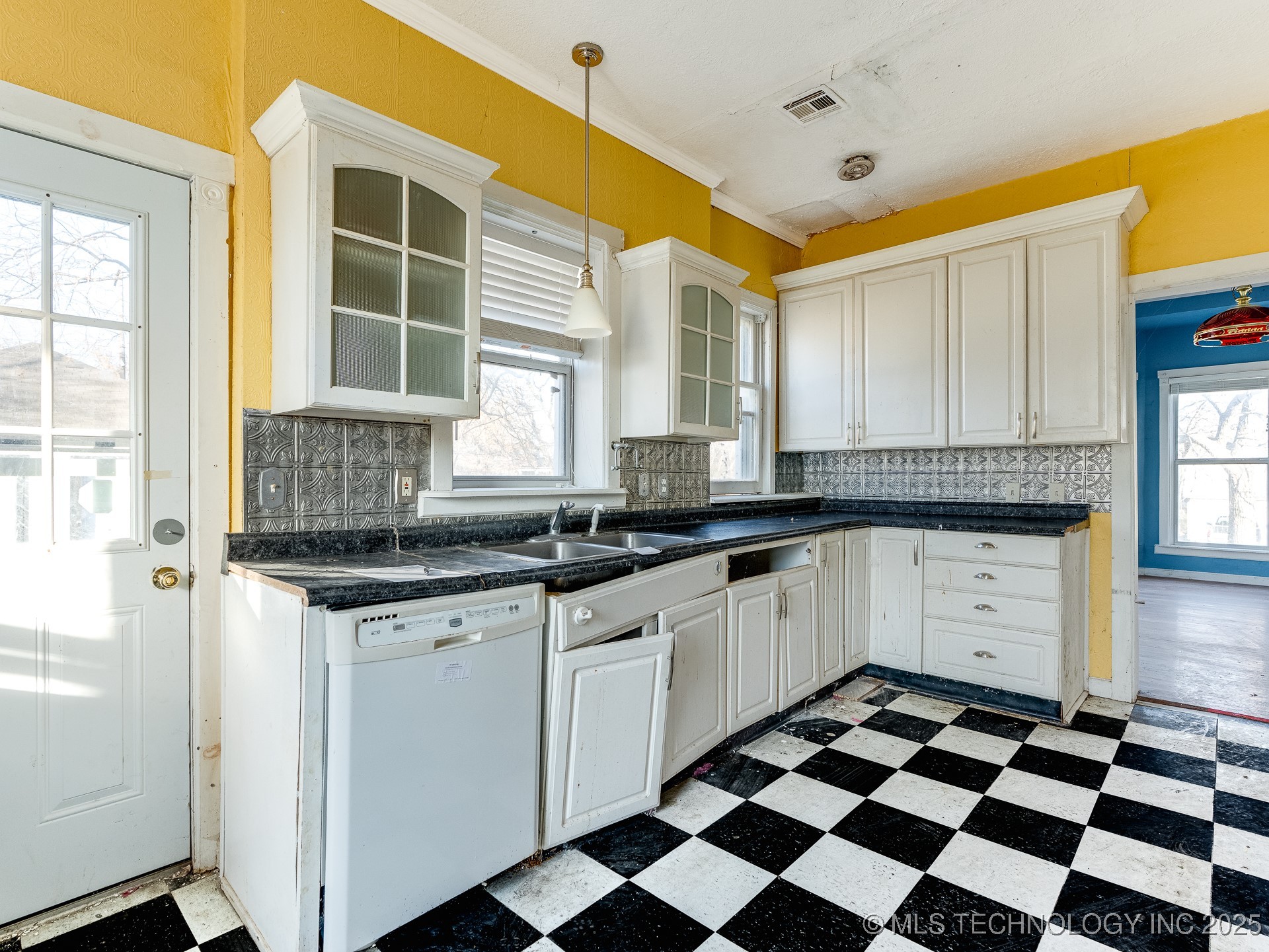 130 E 16th Street Ada OK 74820