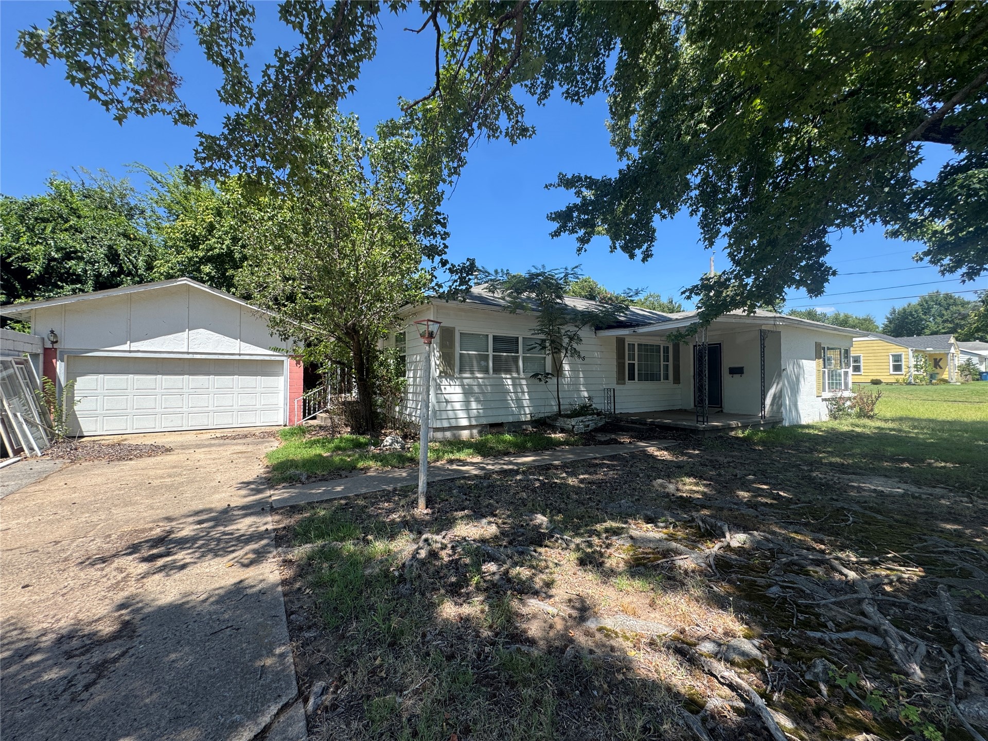 1225 E Seminole Avenue Mcalester OK 74501