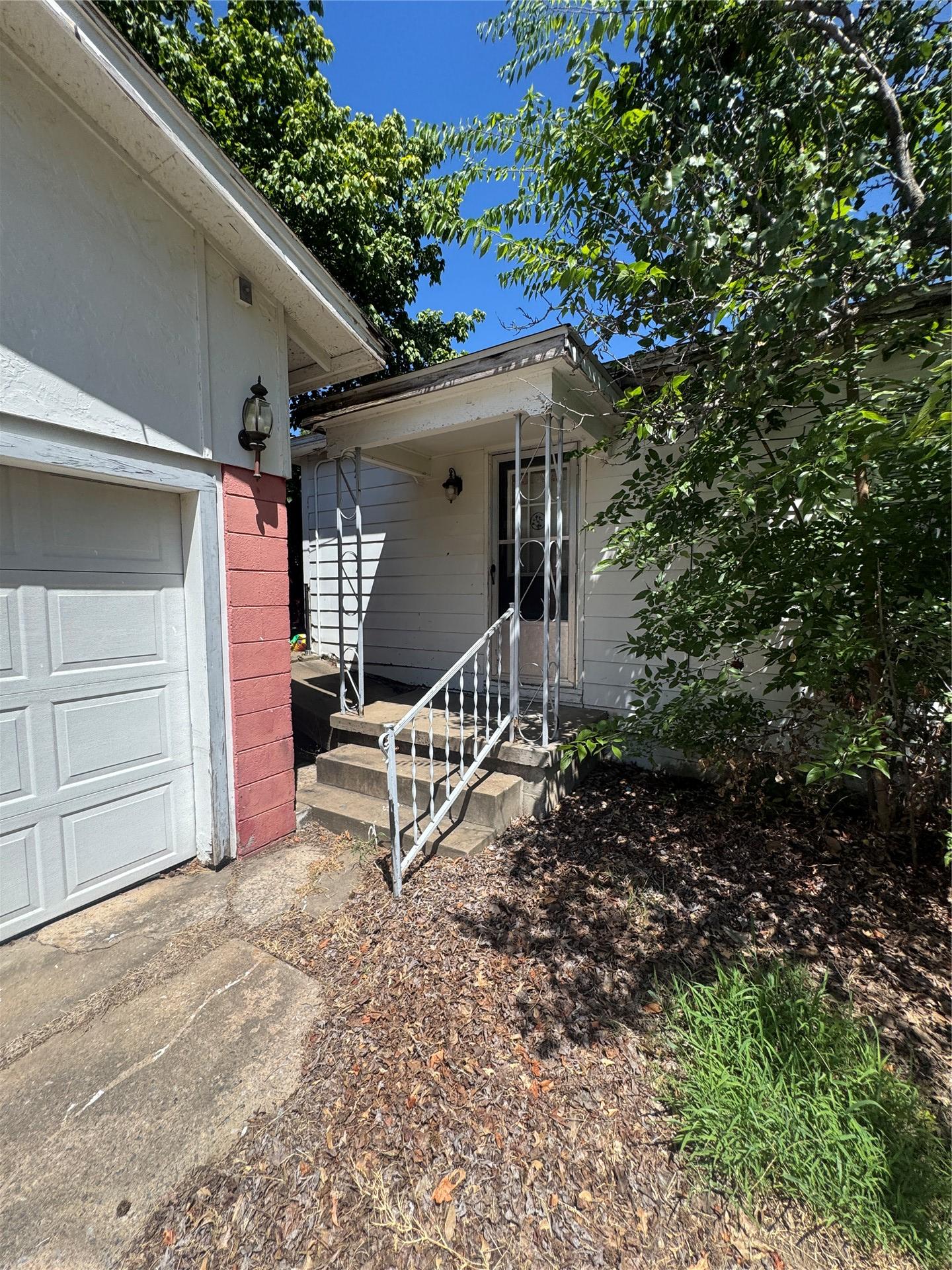 1225 E Seminole Avenue Mcalester OK 74501