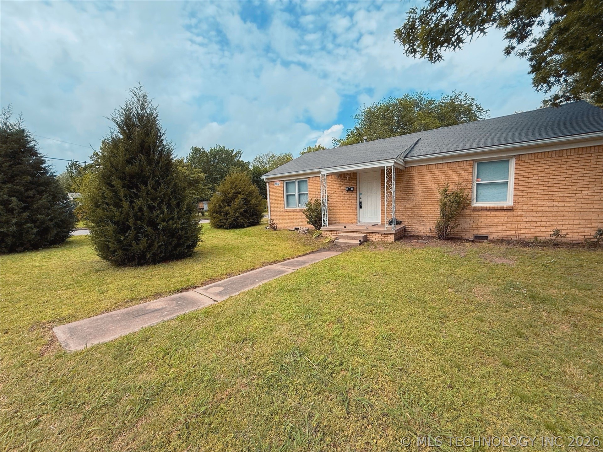 5901 E 3rd Street Tulsa OK 74112