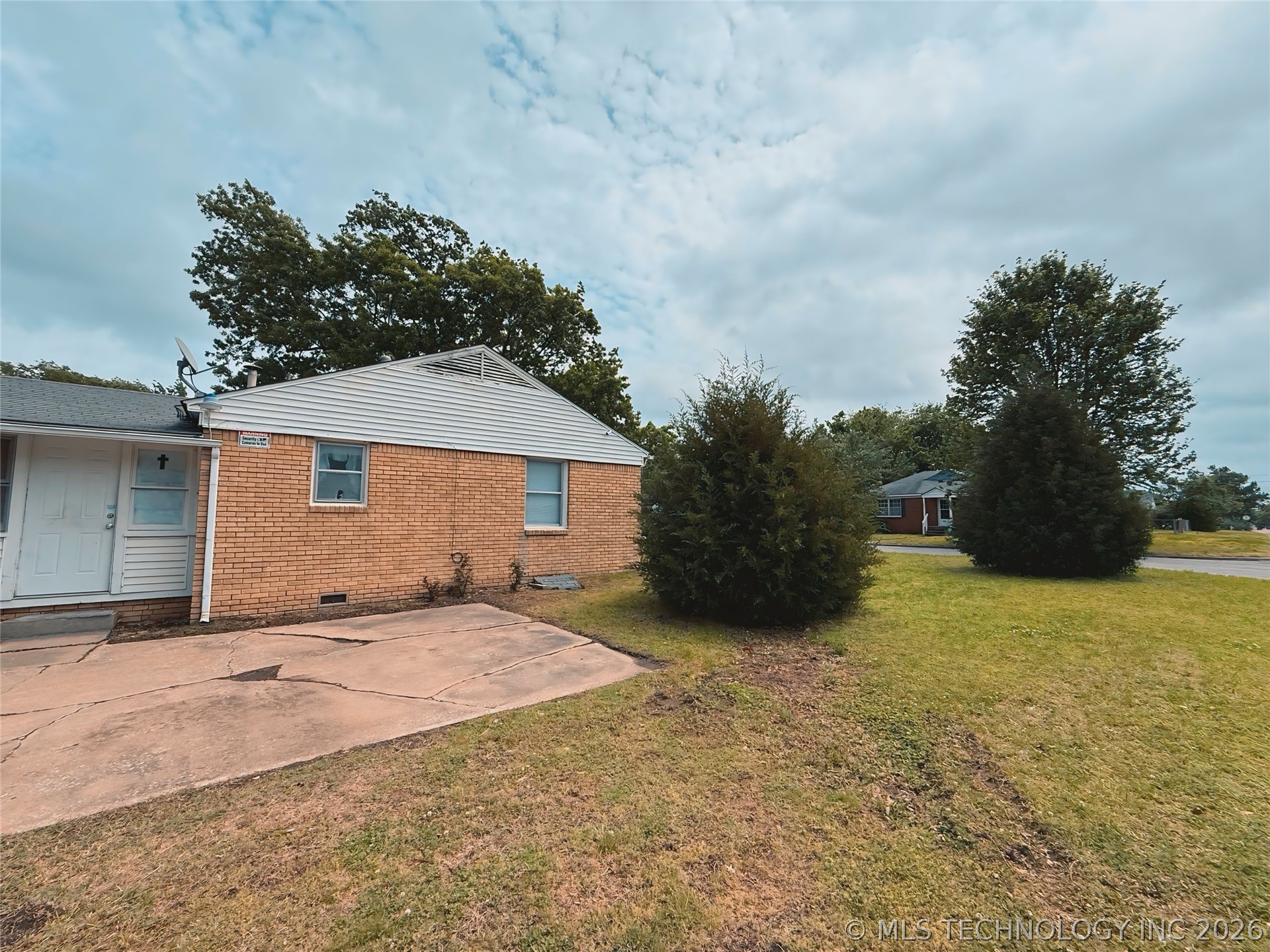 5901 E 3rd Street Tulsa OK 74112