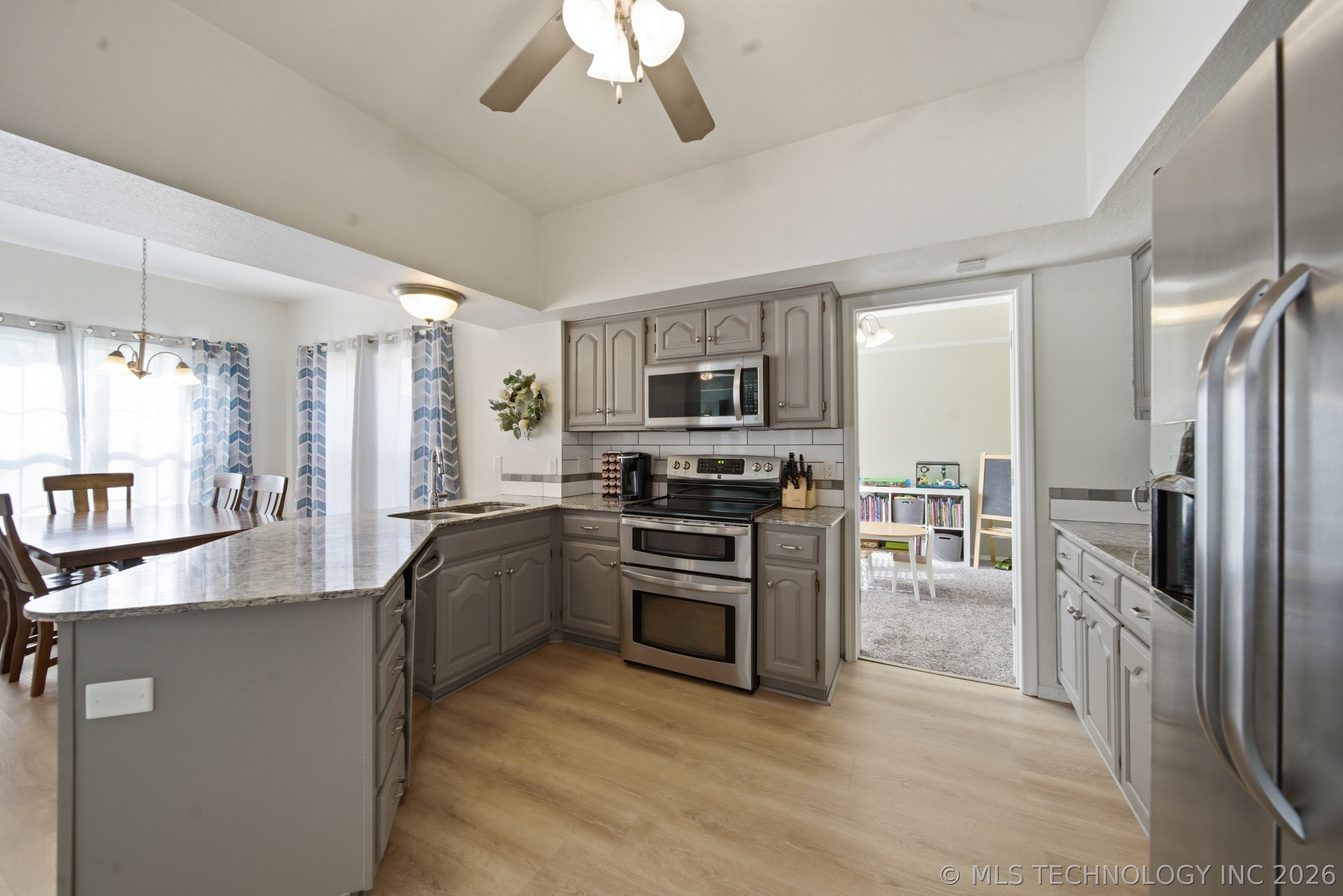 3043 W Oakland Street Broken Arrow OK 74012