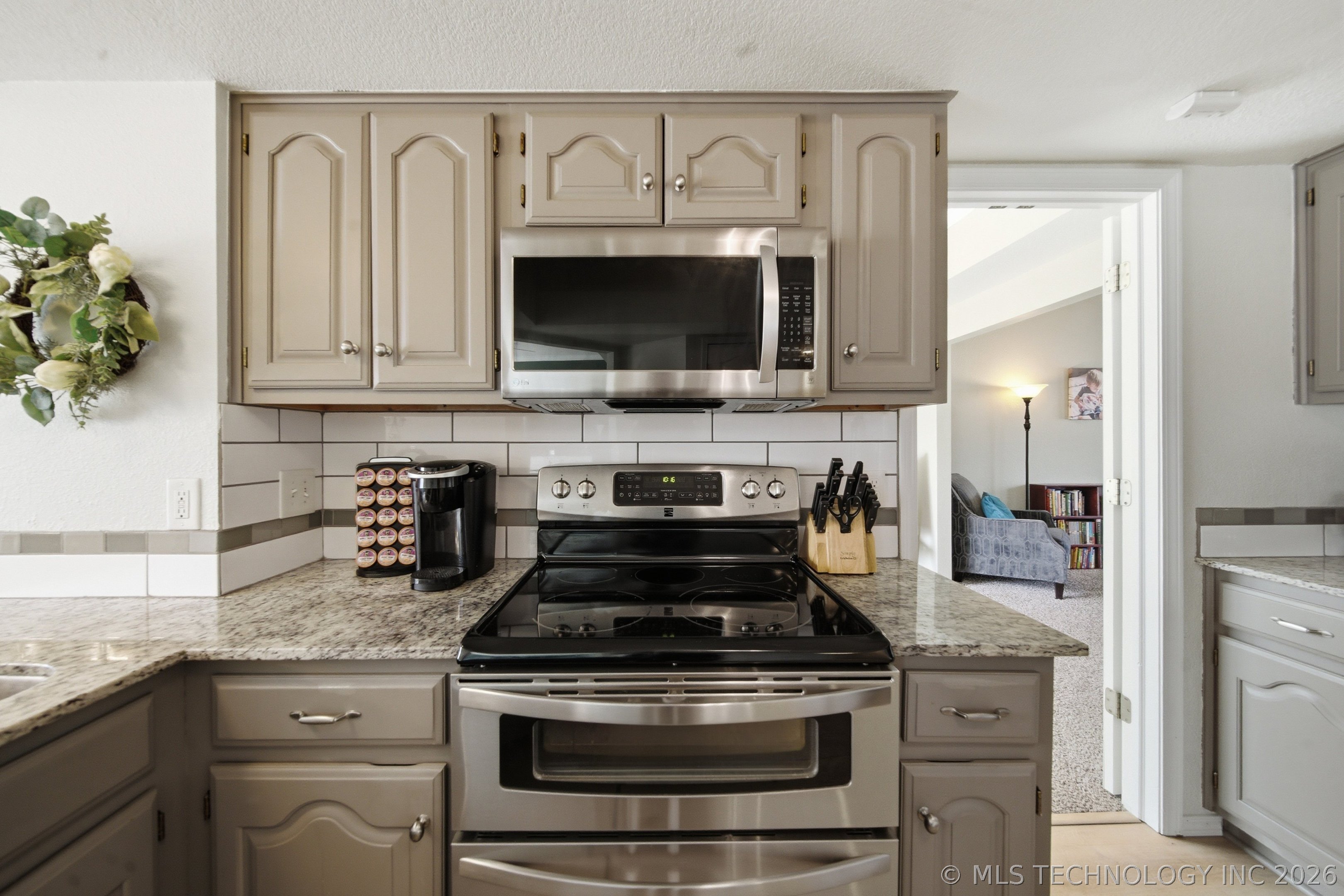 3043 W Oakland Street Broken Arrow OK 74012