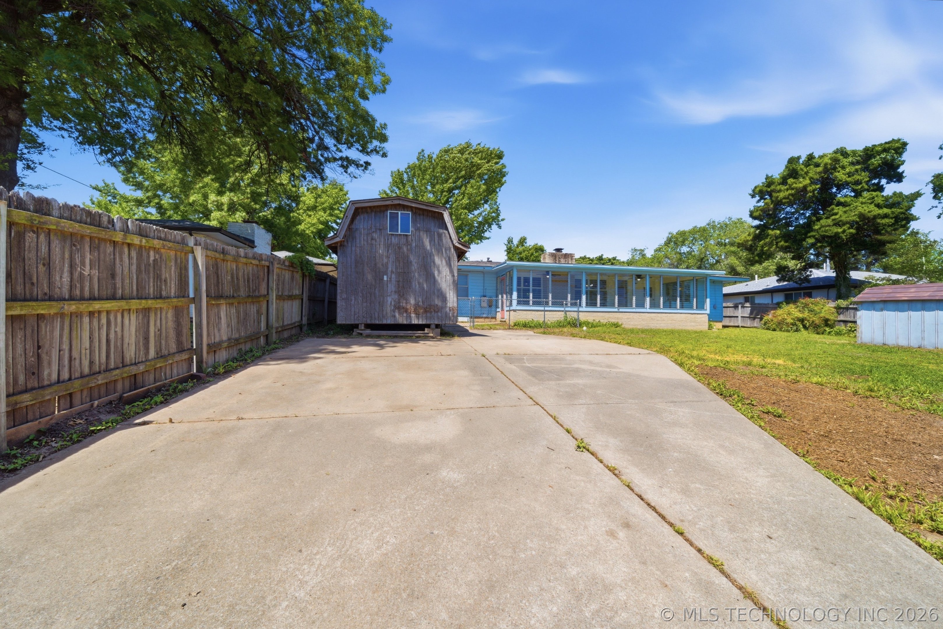 633 N Union Place Tulsa OK 74127