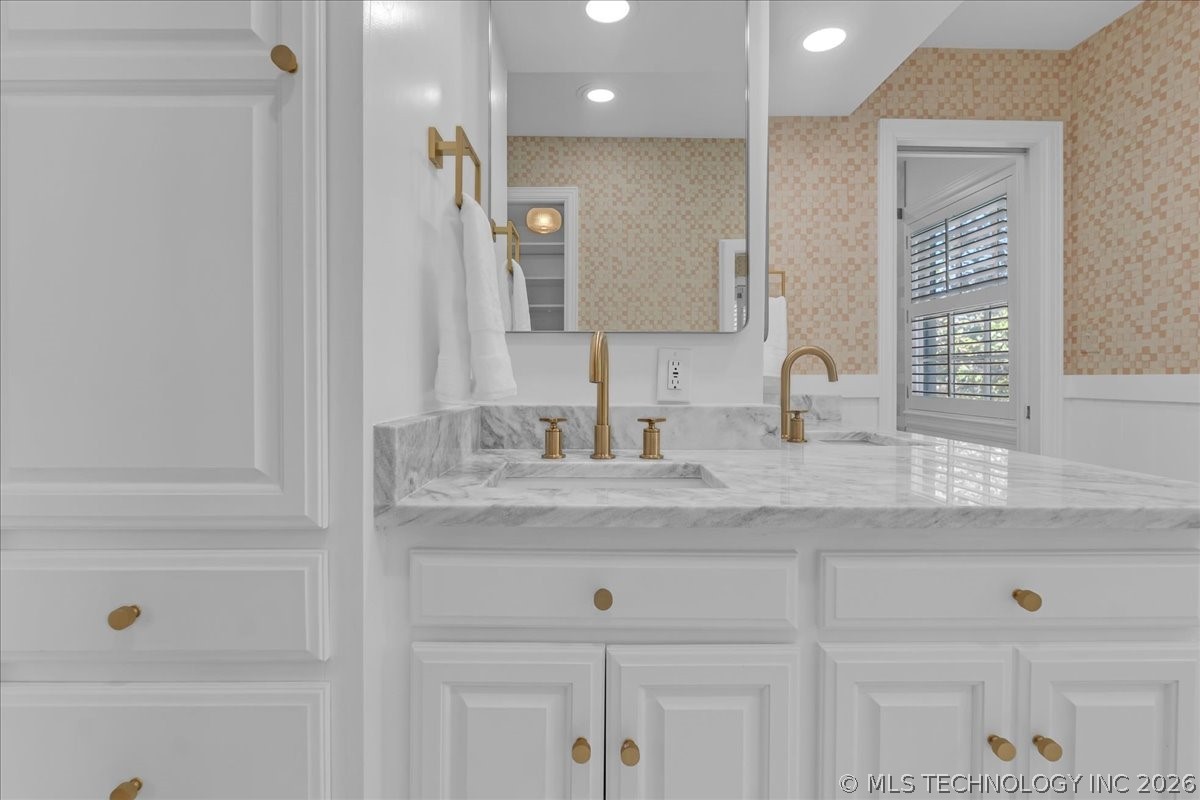 1305 E 27th Street Tulsa OK 74114