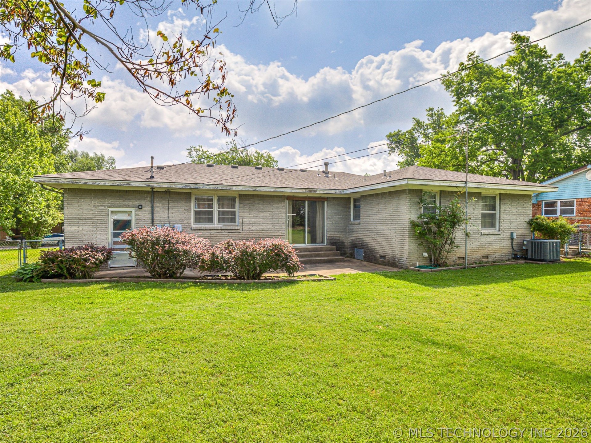 2152 S 77th Eastavenue Tulsa OK 74129