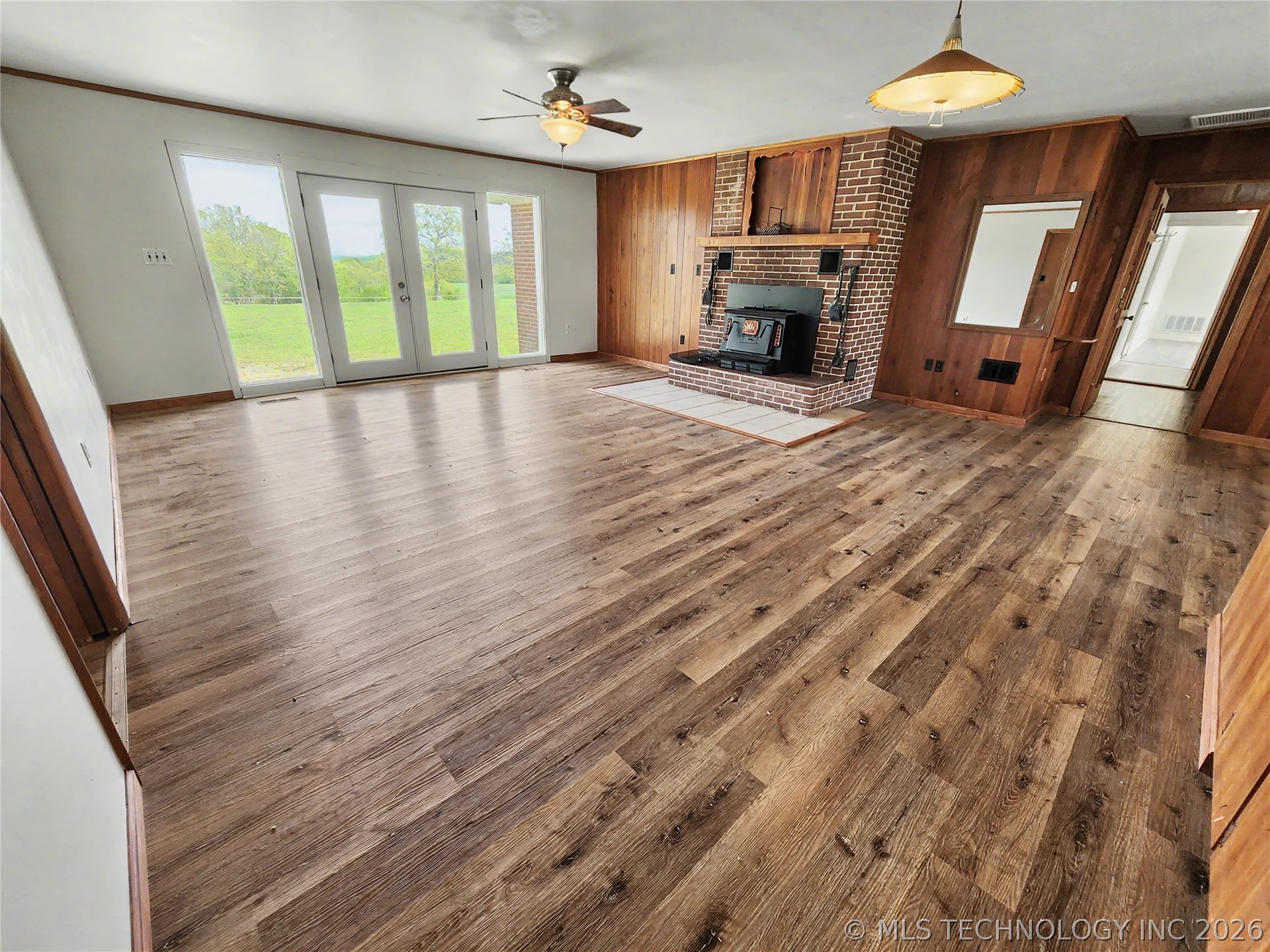 32132 Highway 82 Cookson OK 74427
