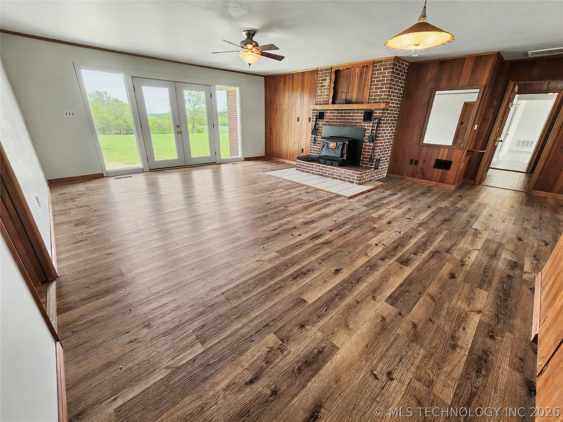 32132 Highway 82 Cookson OK 74427