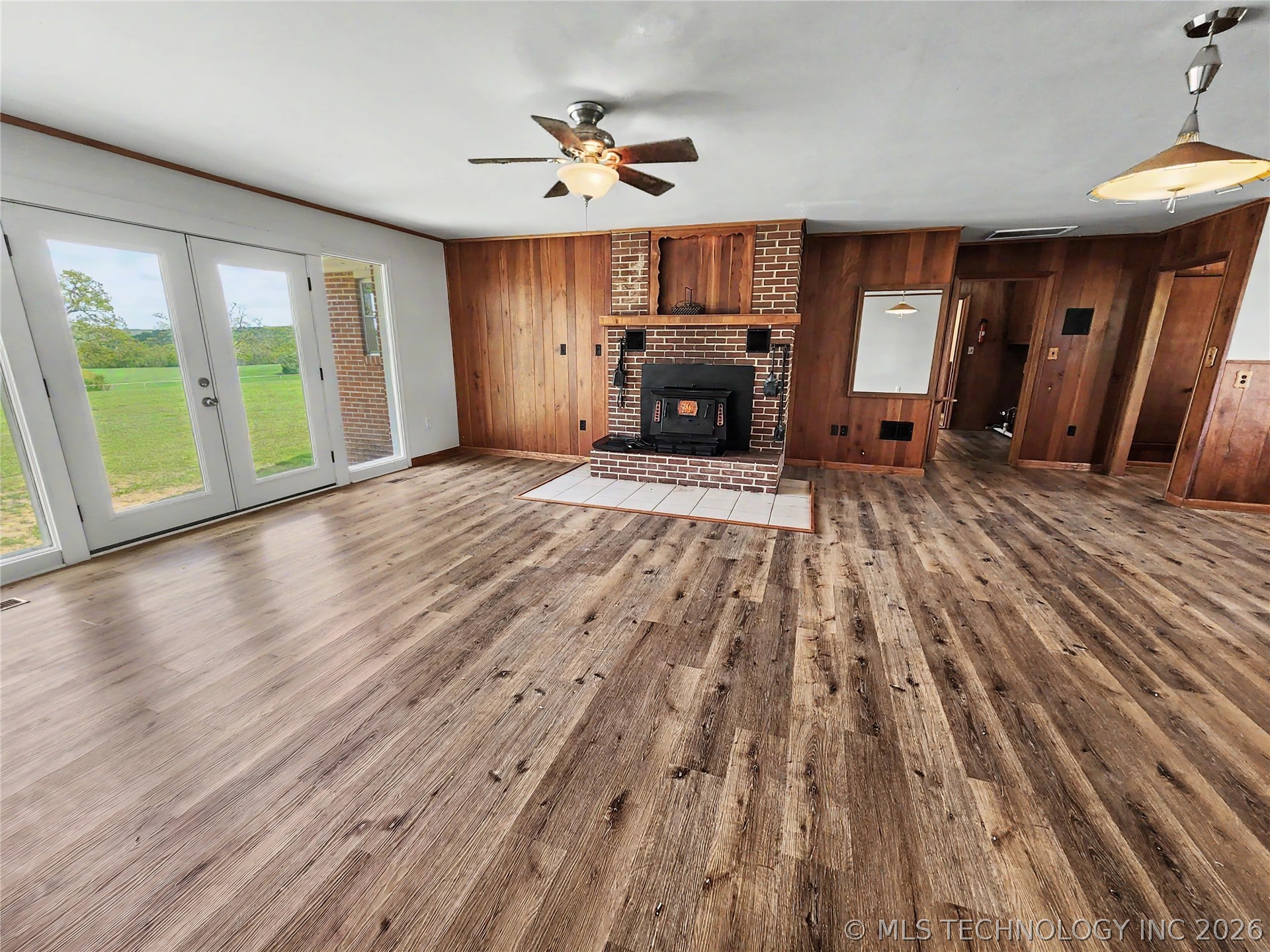 32132 Highway 82 Cookson OK 74427