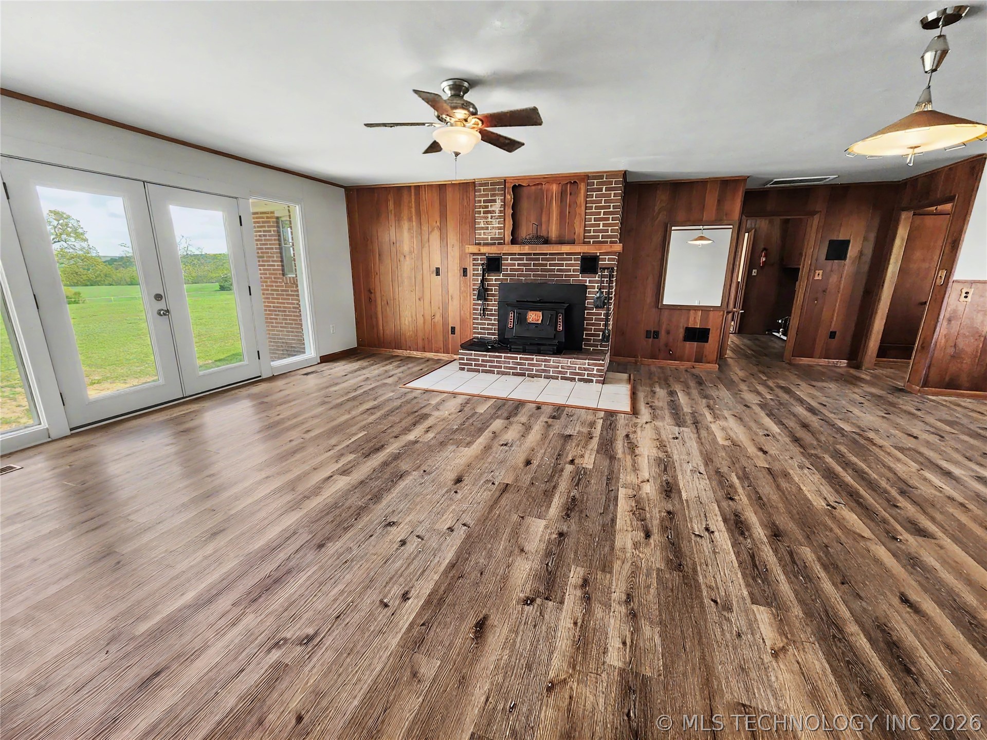 32132 Highway 82 Cookson OK 74427