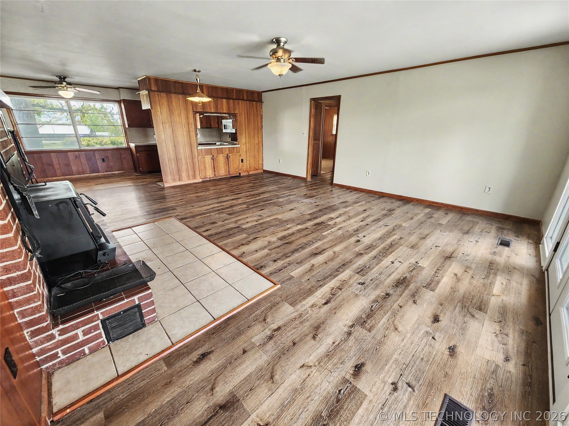 32132 Highway 82 Cookson OK 74427