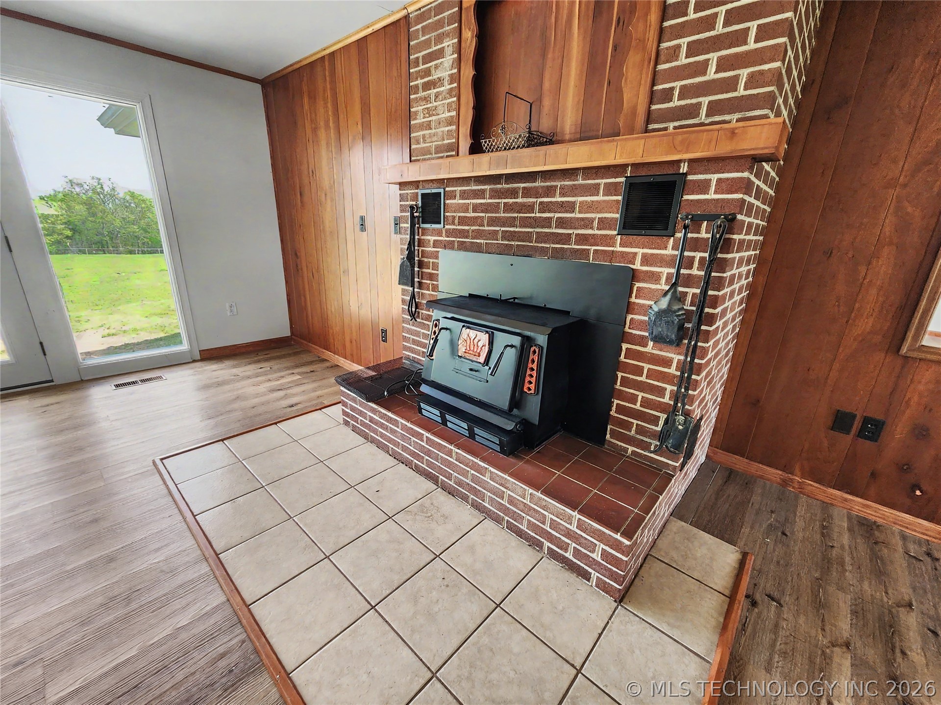 32132 Highway 82 Cookson OK 74427