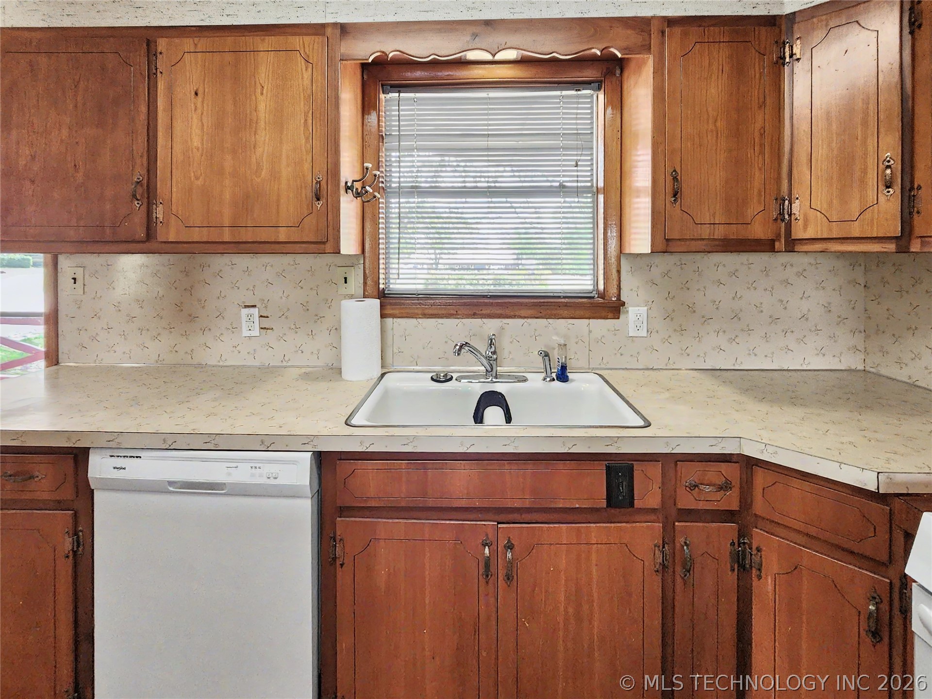 32132 Highway 82 Cookson OK 74427