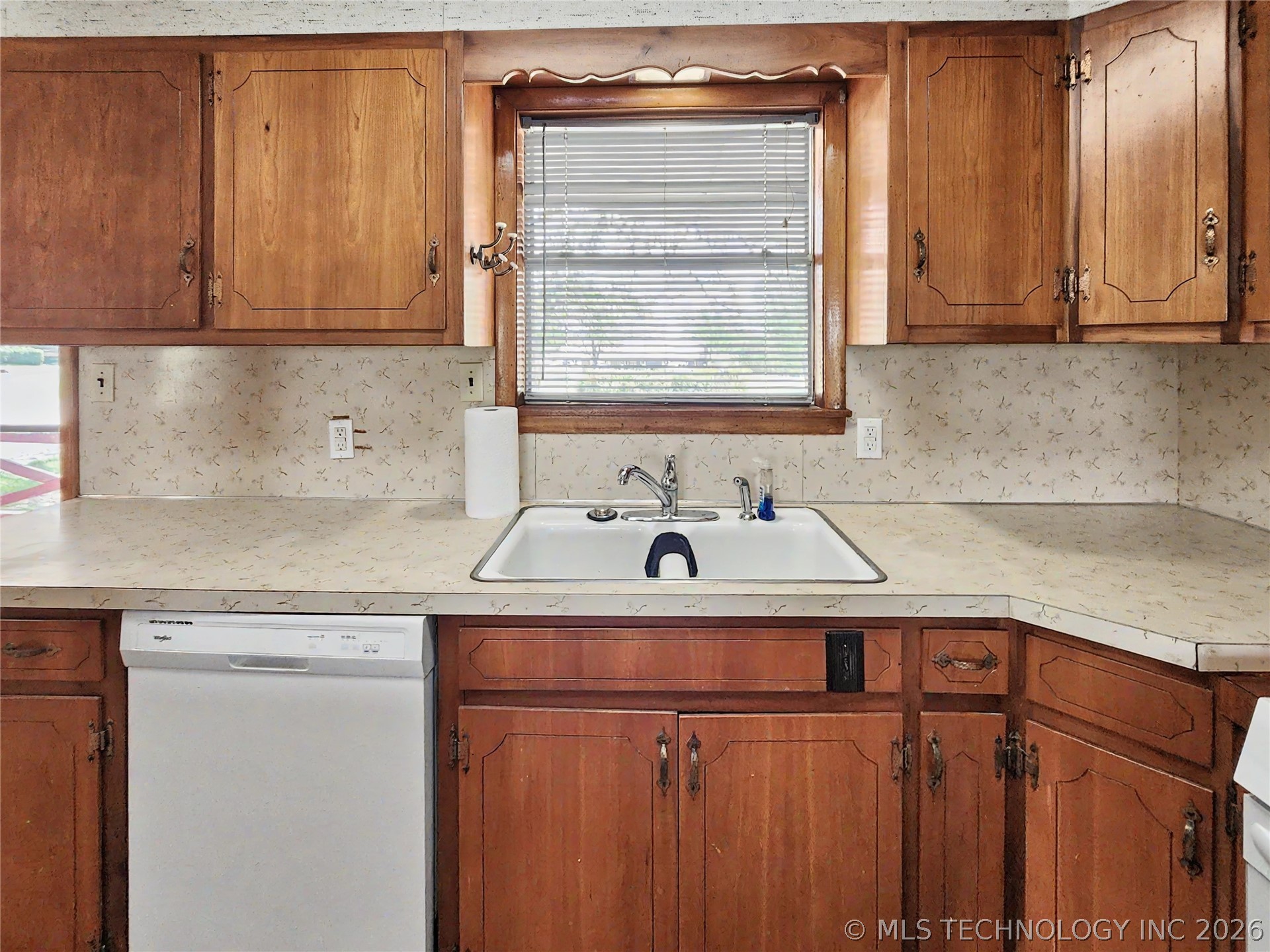 32132 Highway 82 Cookson OK 74427