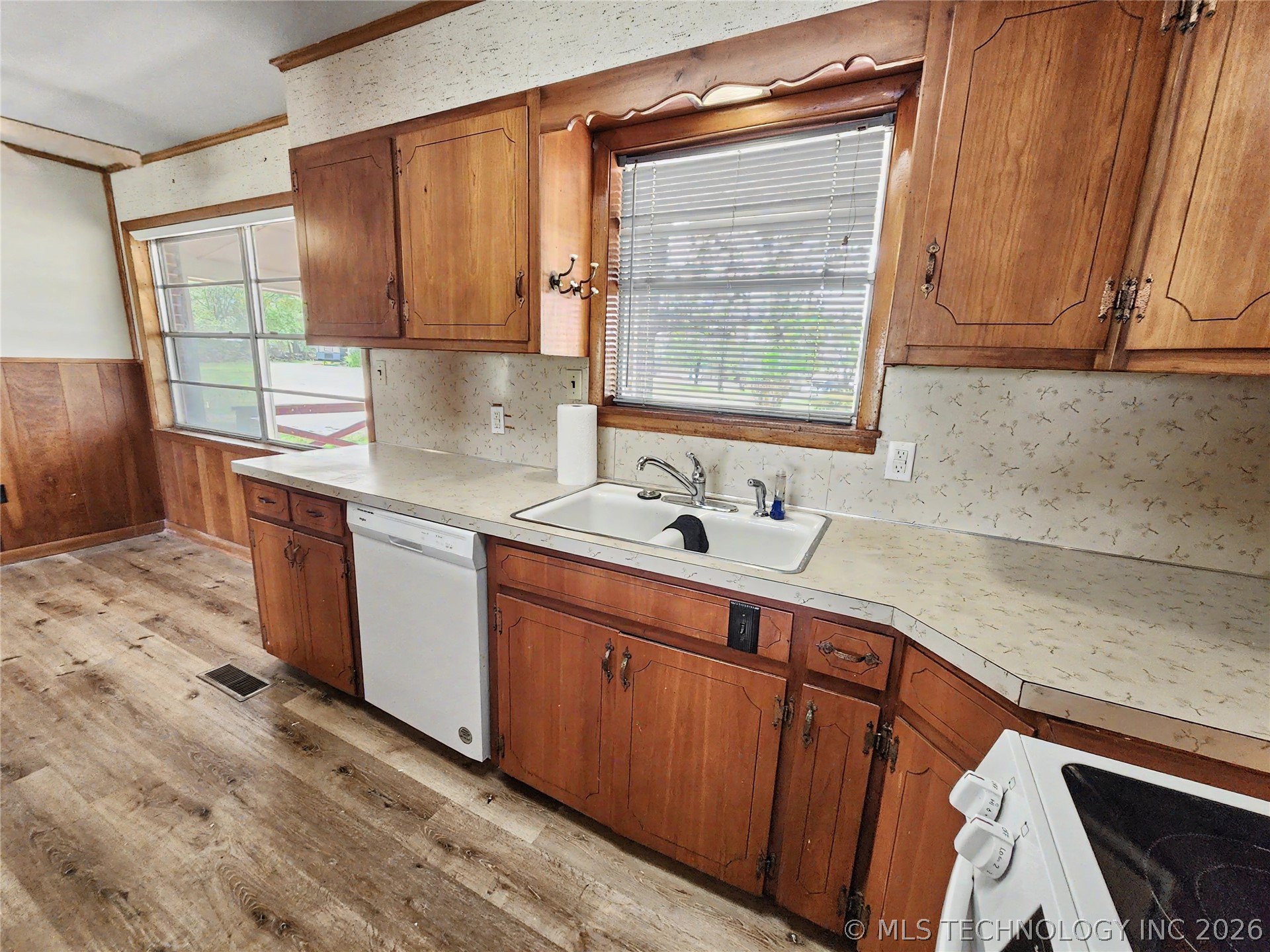 32132 Highway 82 Cookson OK 74427