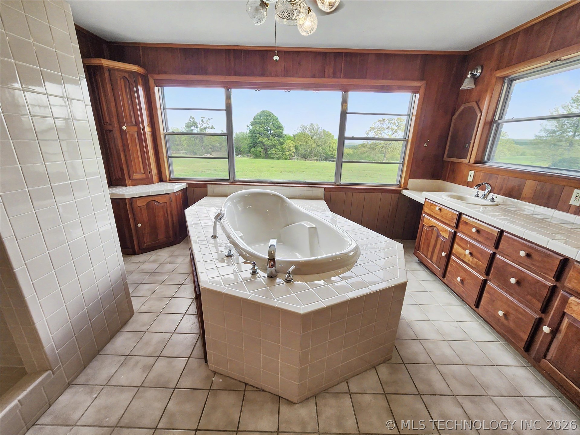 32132 Highway 82 Cookson OK 74427