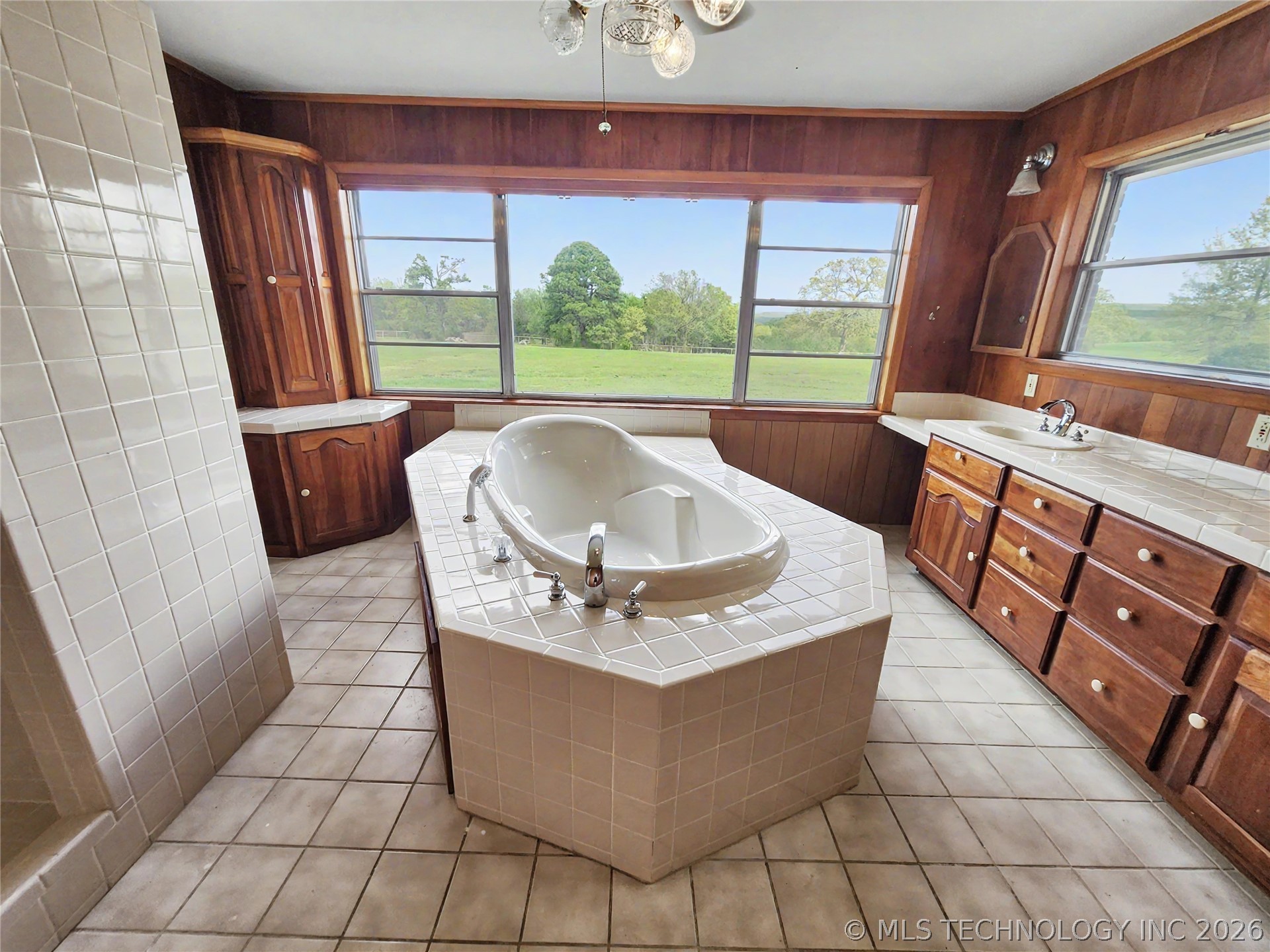 32132 Highway 82 Cookson OK 74427