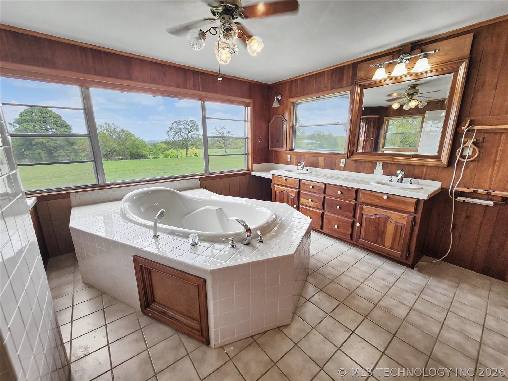 32132 Highway 82 Cookson OK 74427