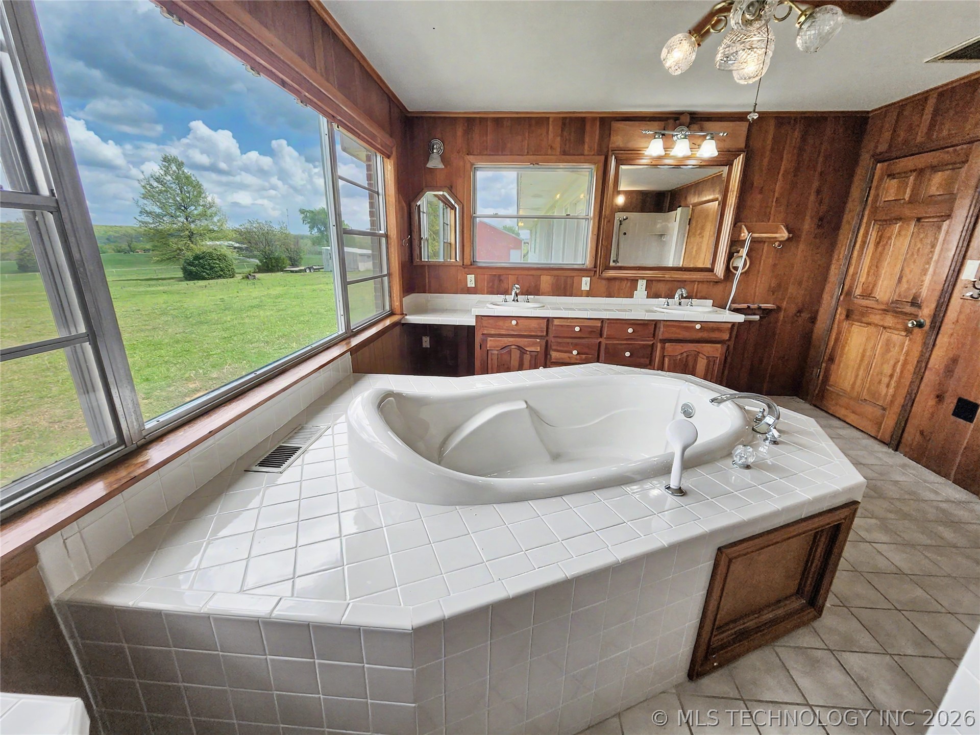 32132 Highway 82 Cookson OK 74427