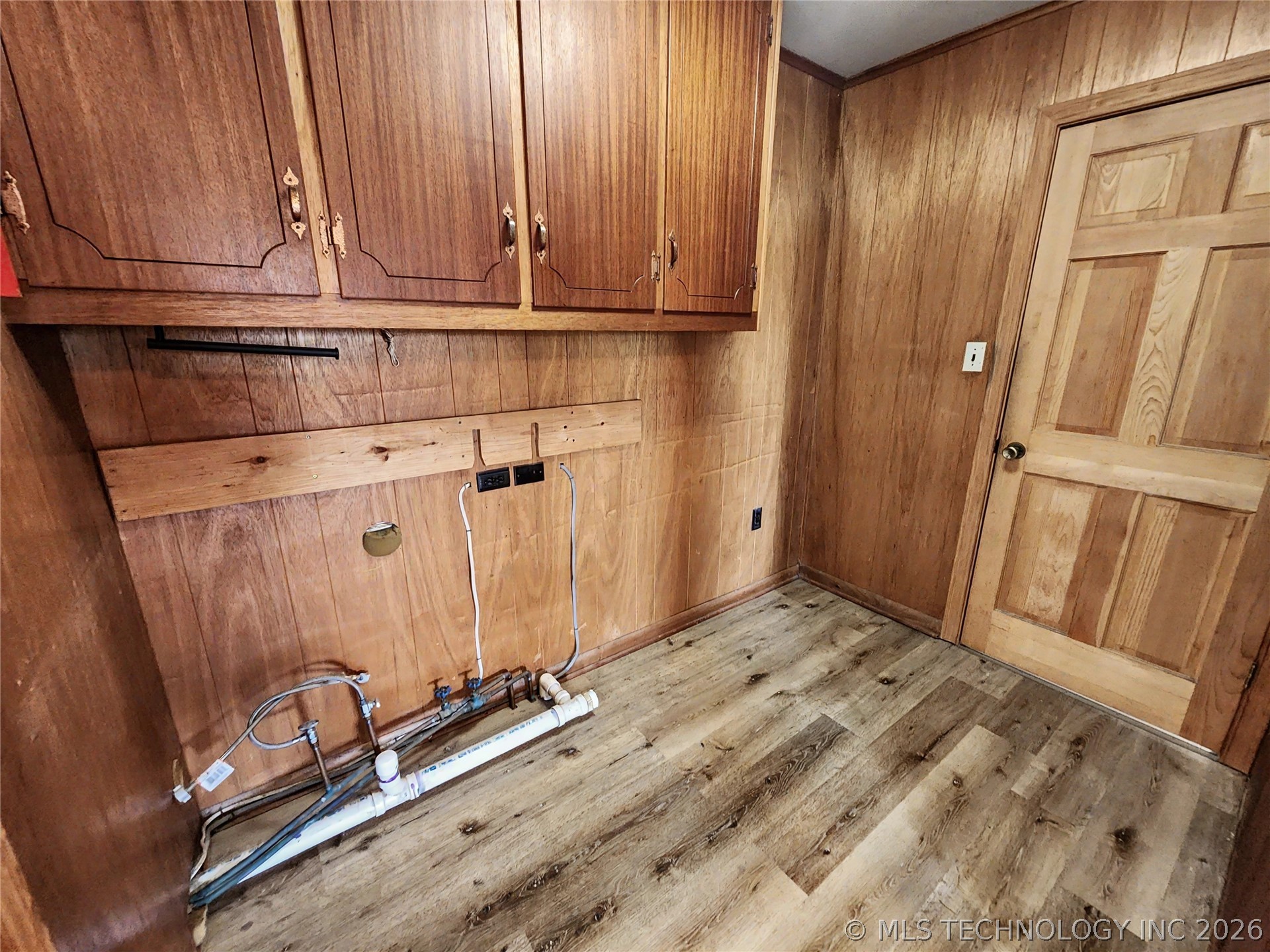 32132 Highway 82 Cookson OK 74427