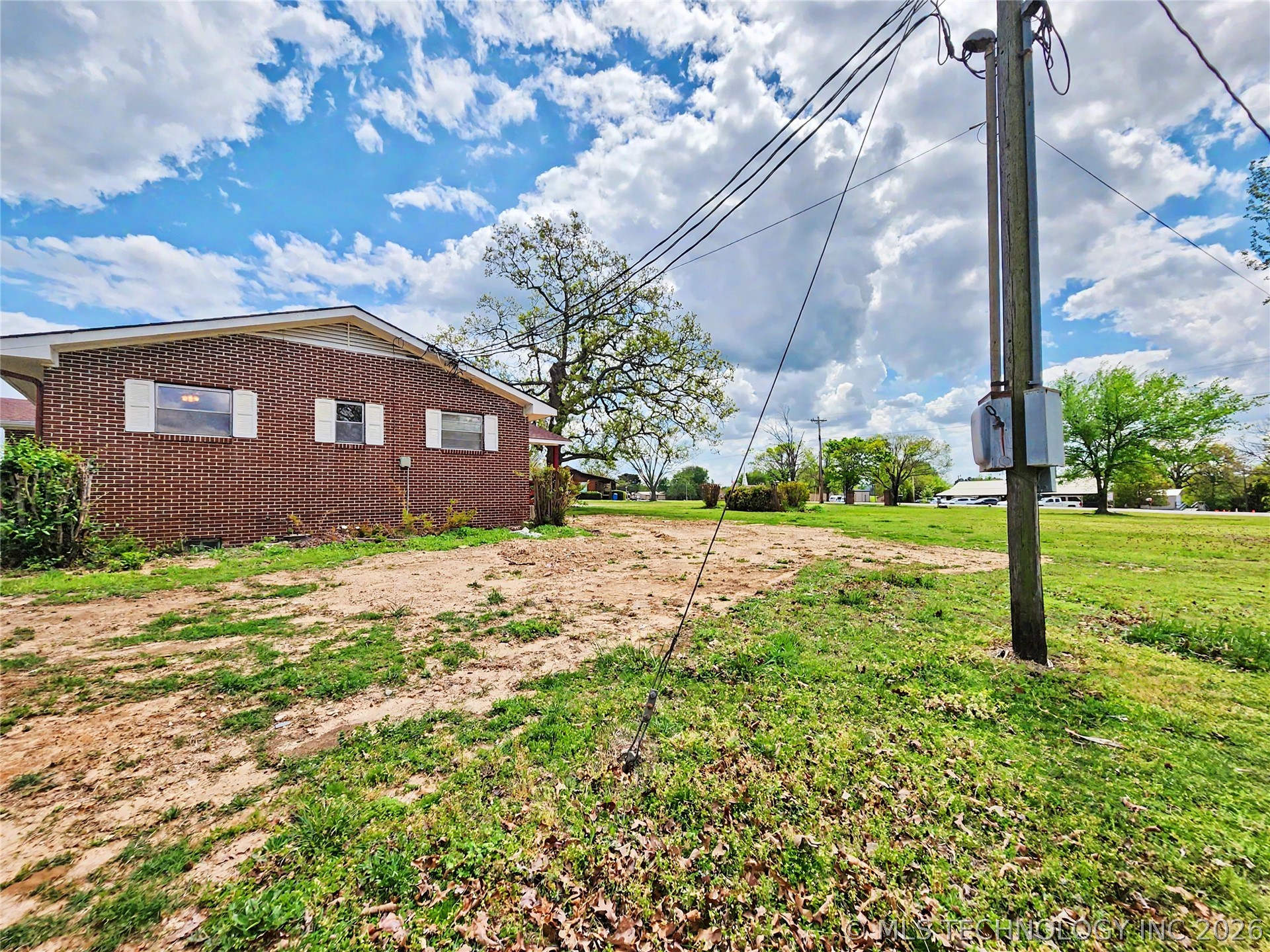 32132 Highway 82 Cookson OK 74427