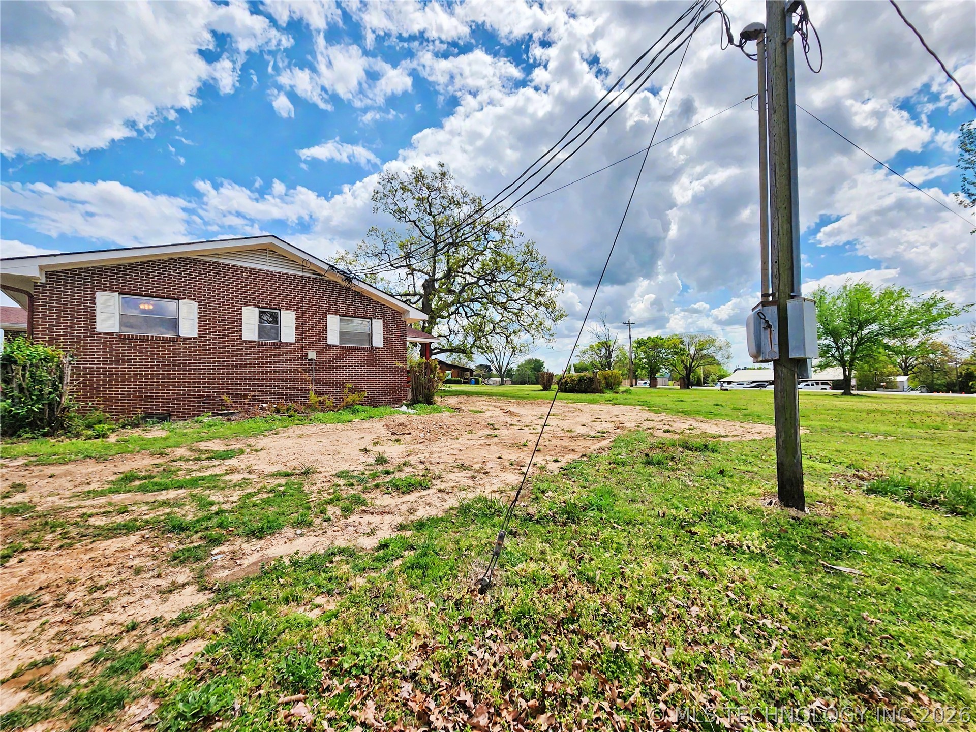 32132 Highway 82 Cookson OK 74427