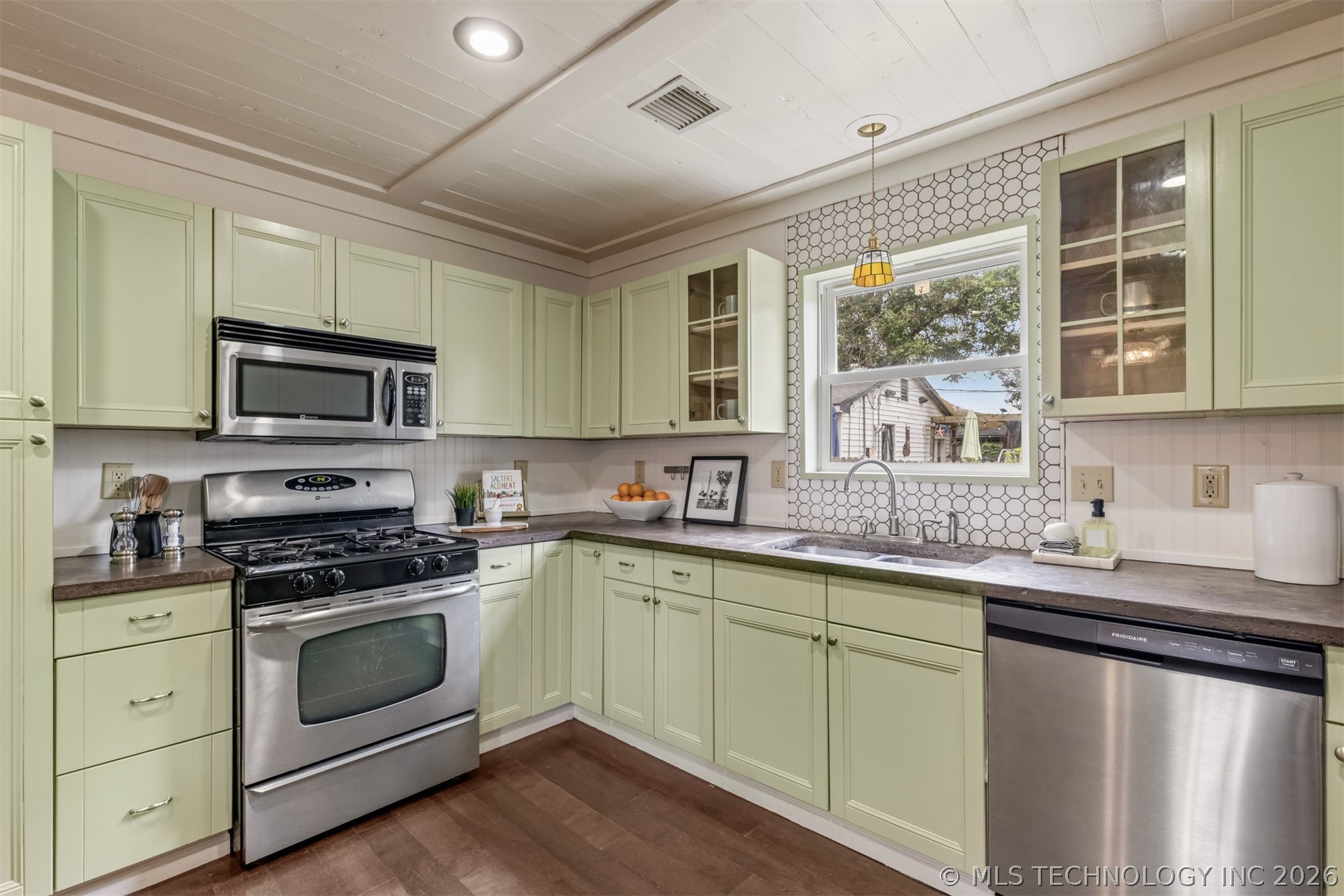1536 S Atlanta Place Tulsa OK 74104