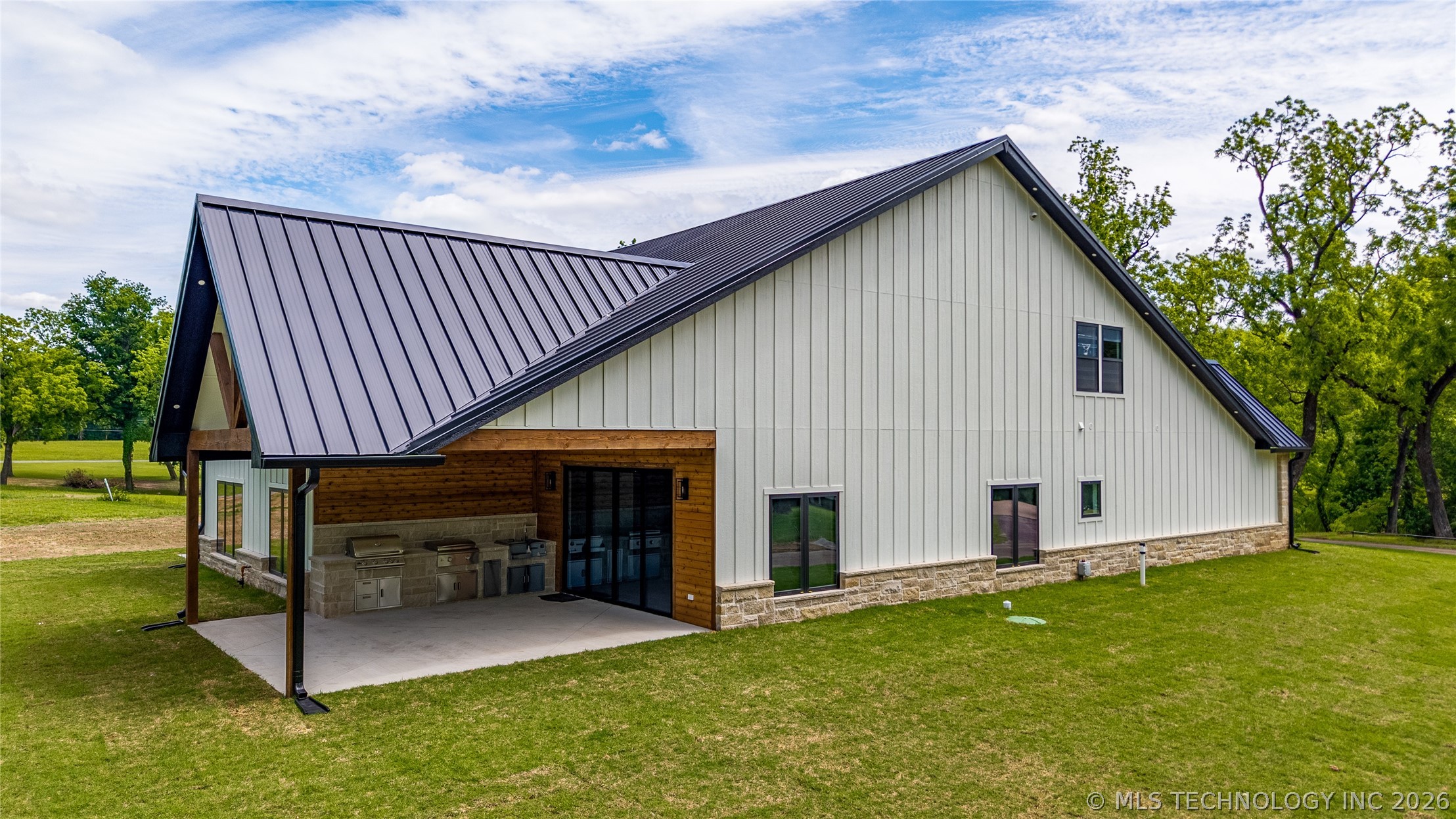 56107 E 300 Road Afton OK 74331