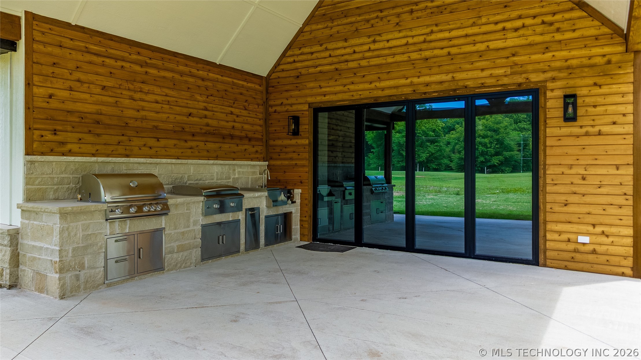 56107 E 300 Road Afton OK 74331