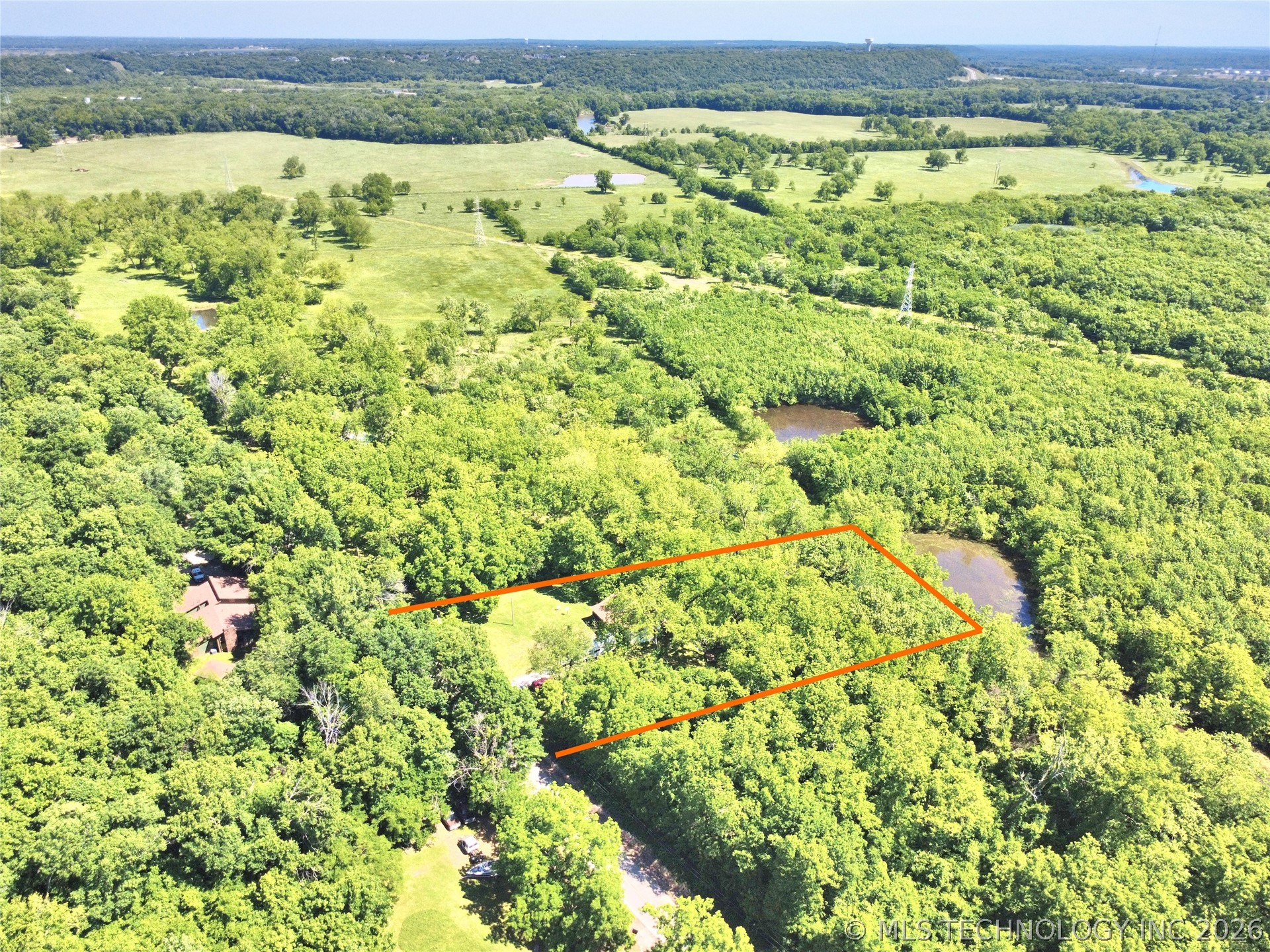 17365 Redbud Drive Catoosa OK null