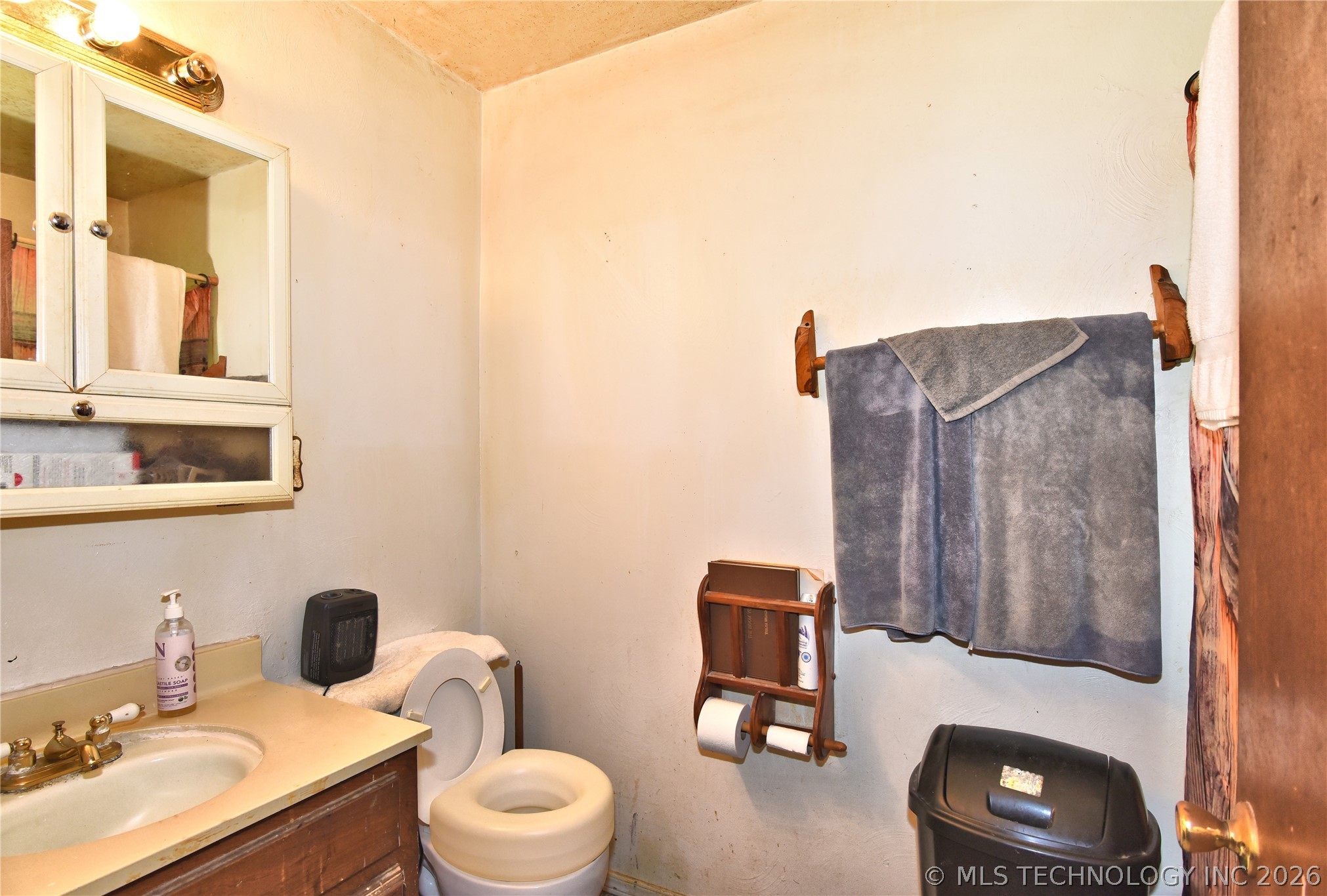 17365 Redbud Drive Catoosa OK null