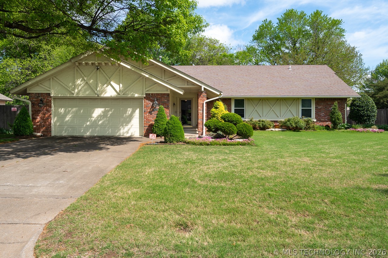 5911 E 100th Place Tulsa OK 74137