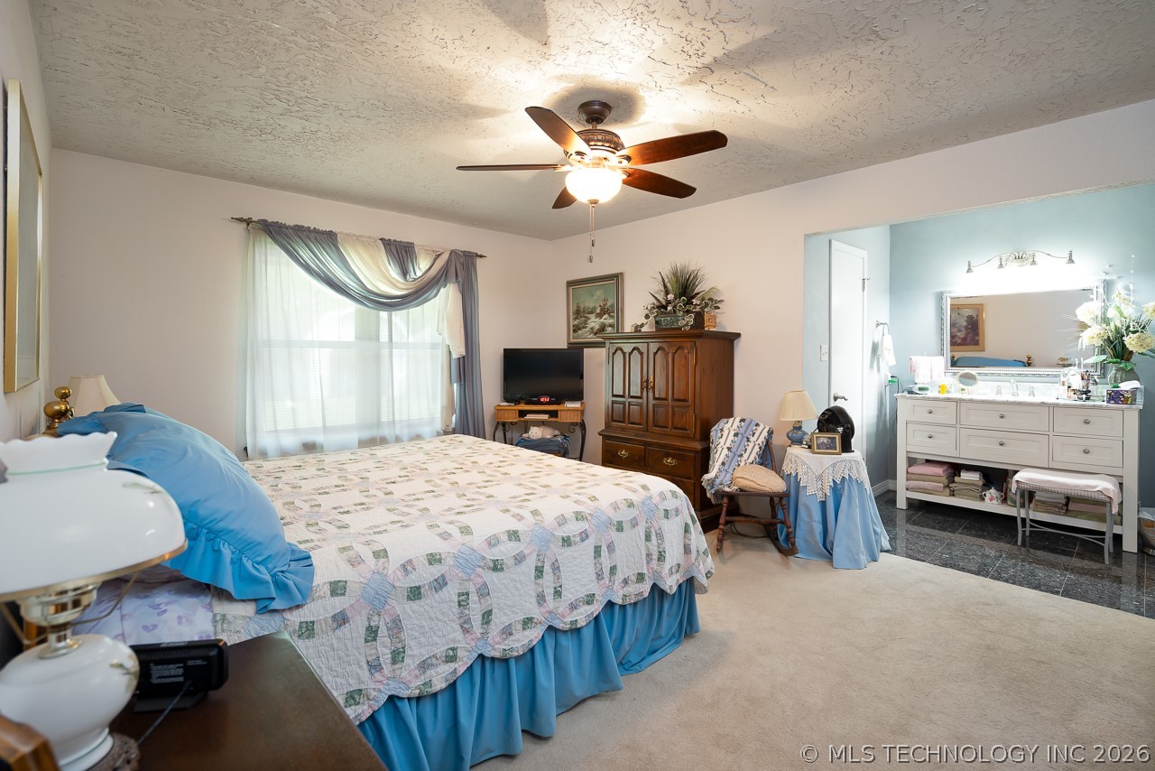 5911 E 100th Place Tulsa OK 74137