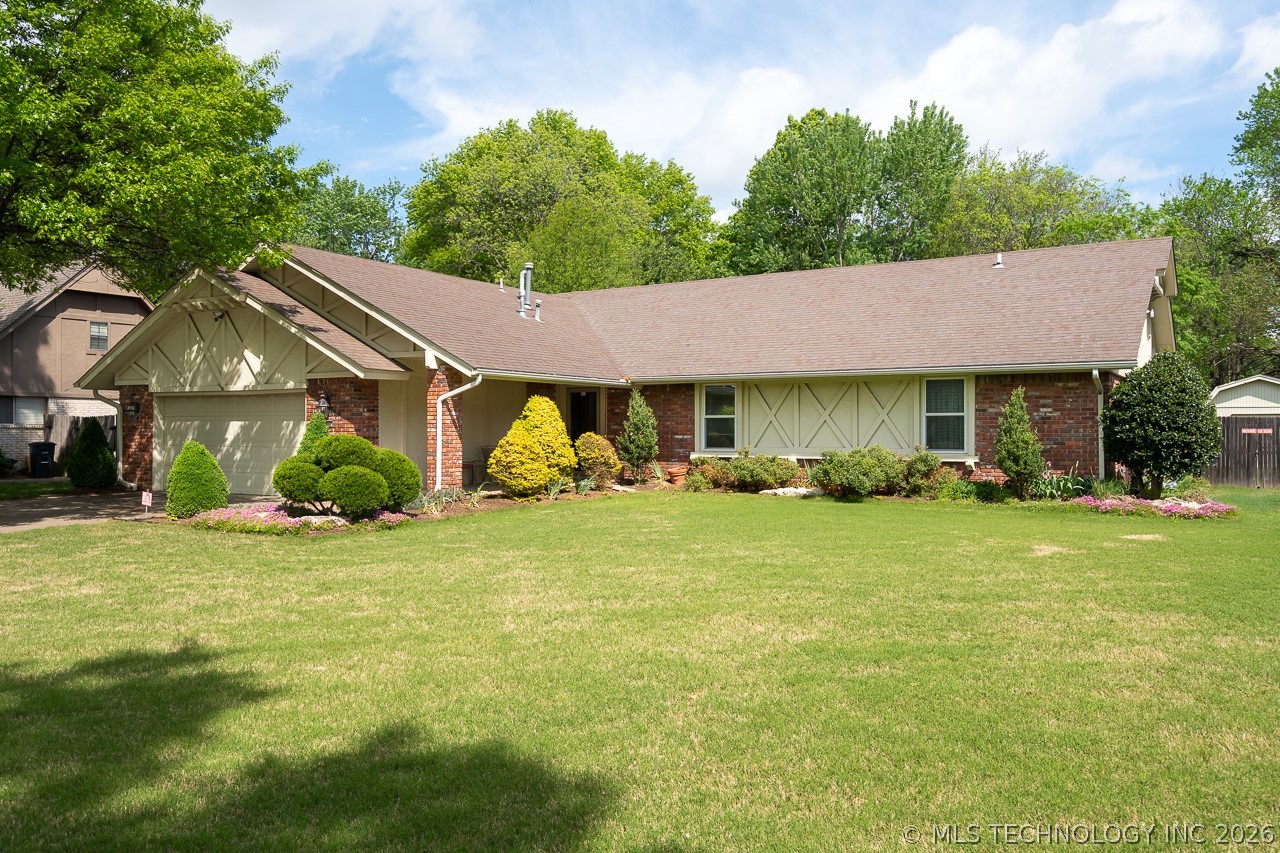5911 E 100th Place Tulsa OK 74137